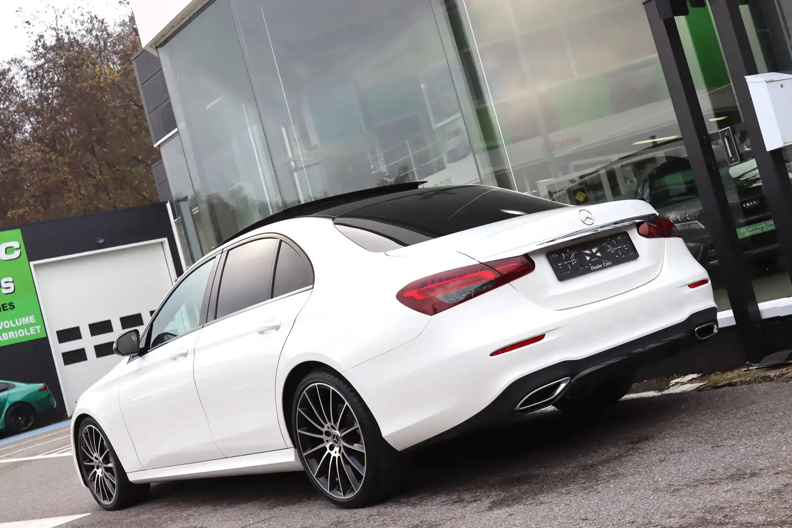 Mercedes-Benz E 220 d 194CV PACK AMG NIGHT PANO COCKPIT GPS LED JA'20 Blanc - 2