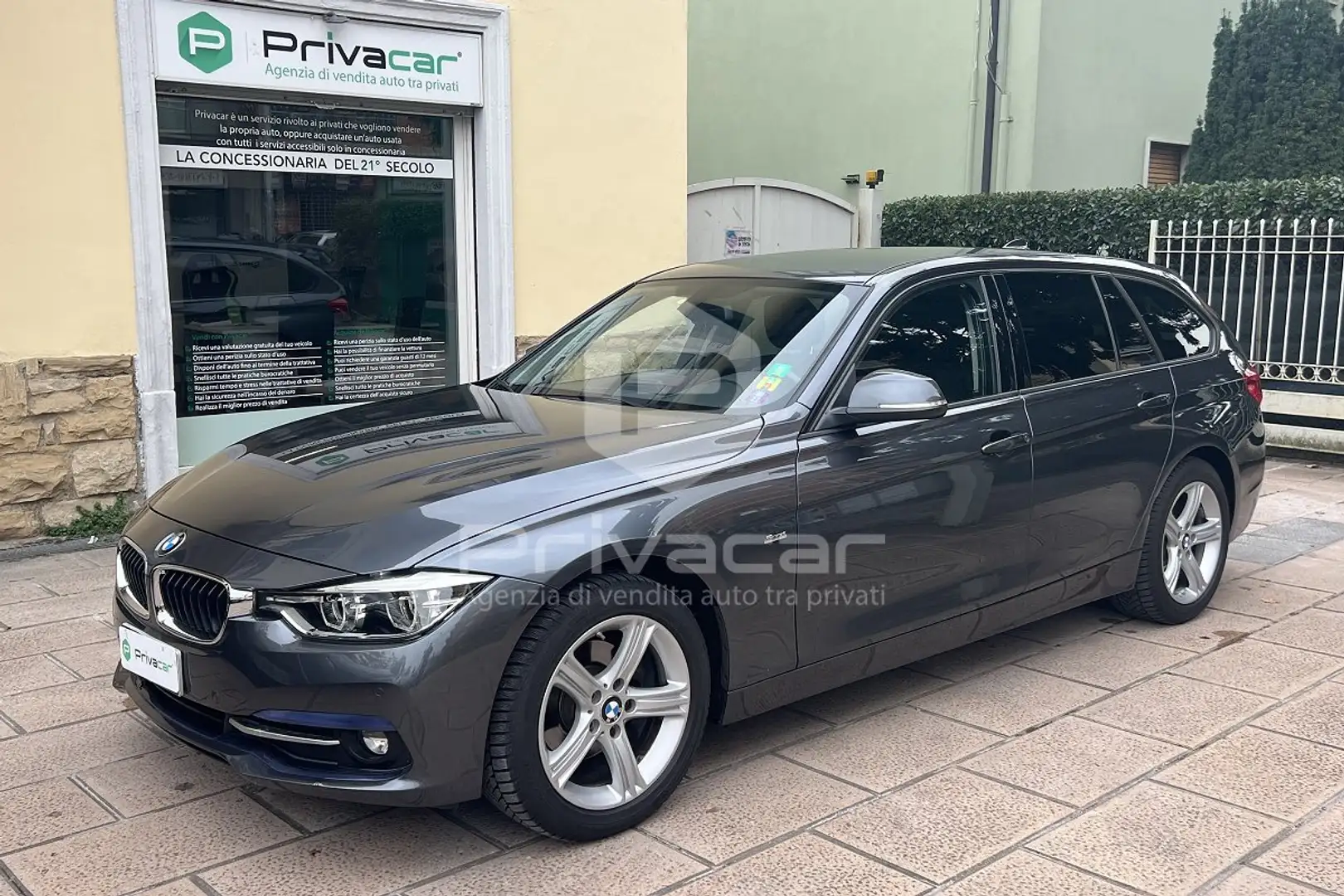 BMW 318 318d Touring Sport Silber - 1