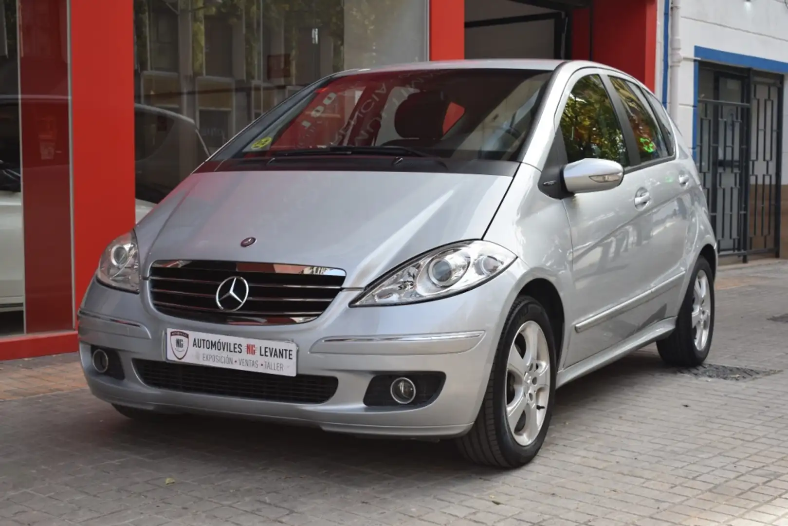 Mercedes-Benz A 170 Plateado - 1