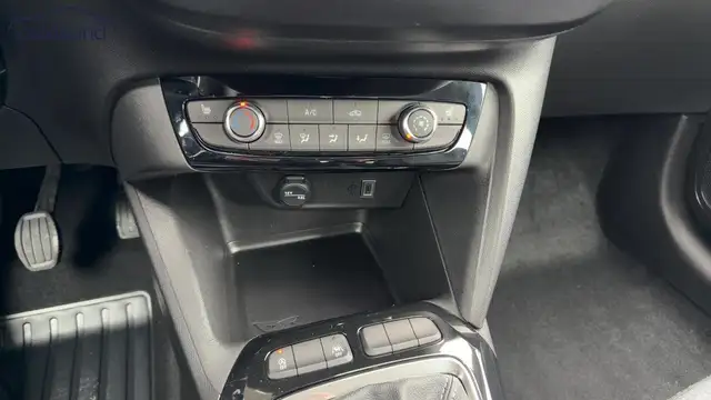 Opel Corsa view 13