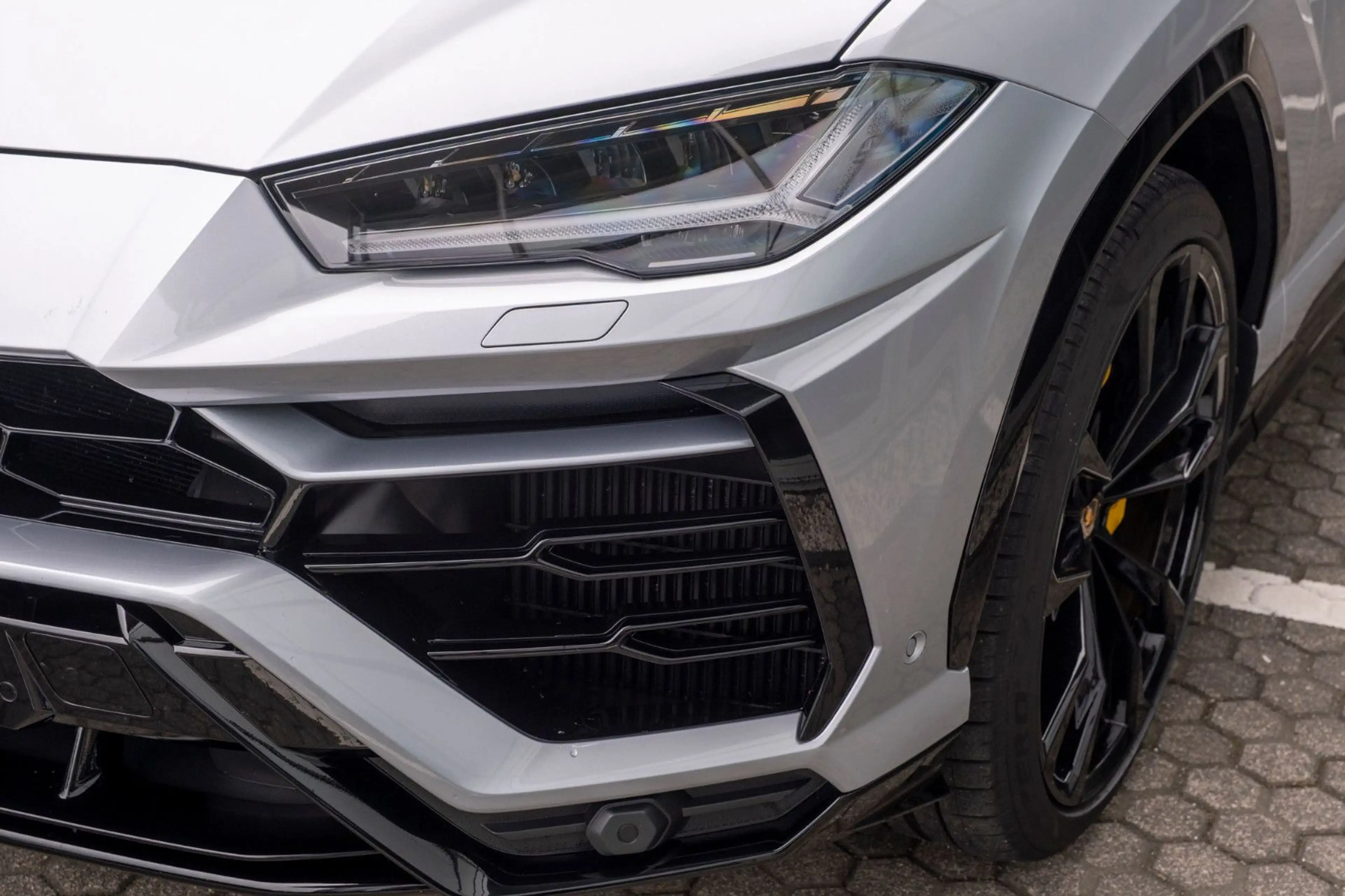 Lamborghini Urus 4.0 V8 Sport*PANO*SOFT*B&O*23" — photo 9