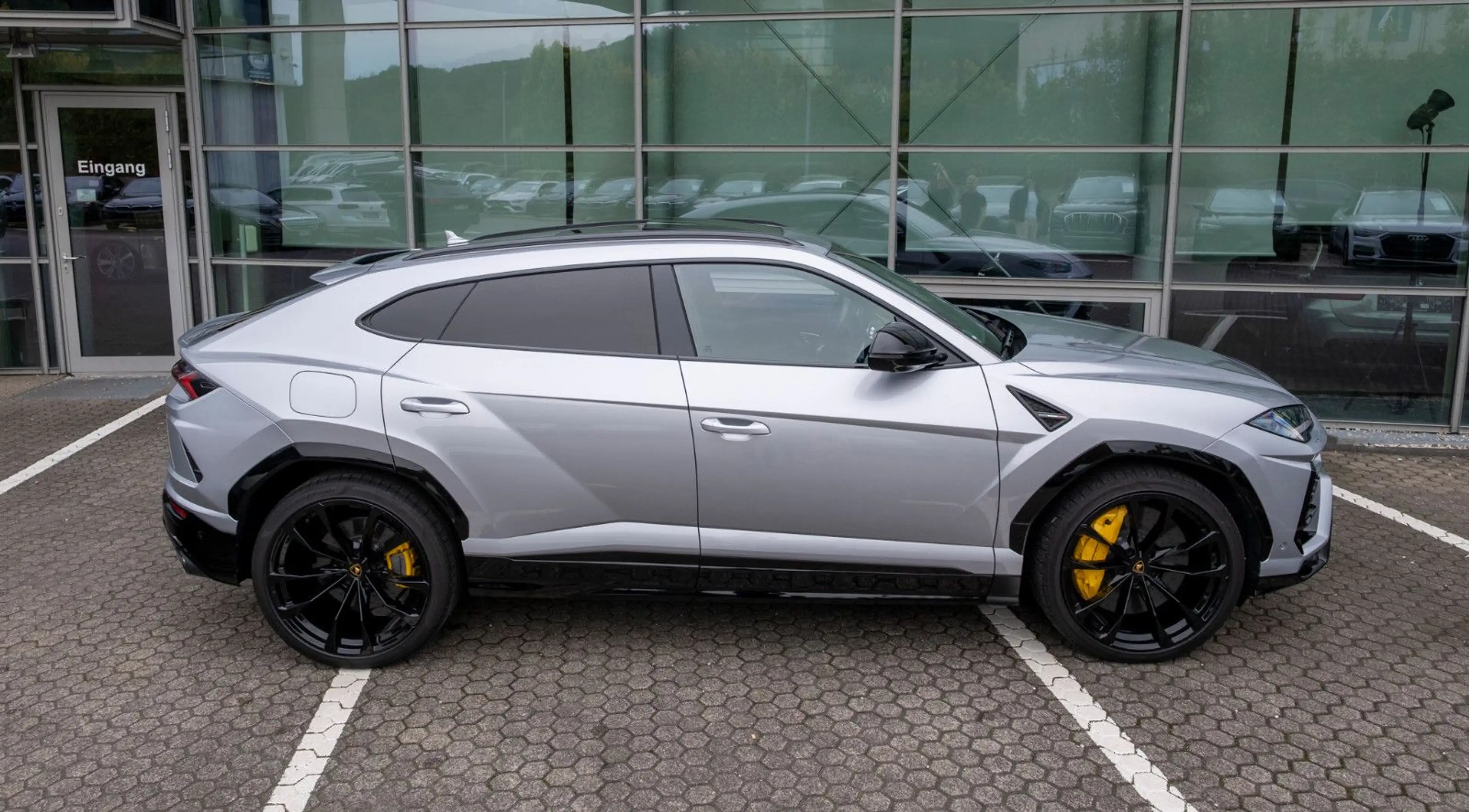 Lamborghini Urus 4.0 V8 Sport*PANO*SOFT*B&O*23" — photo 4