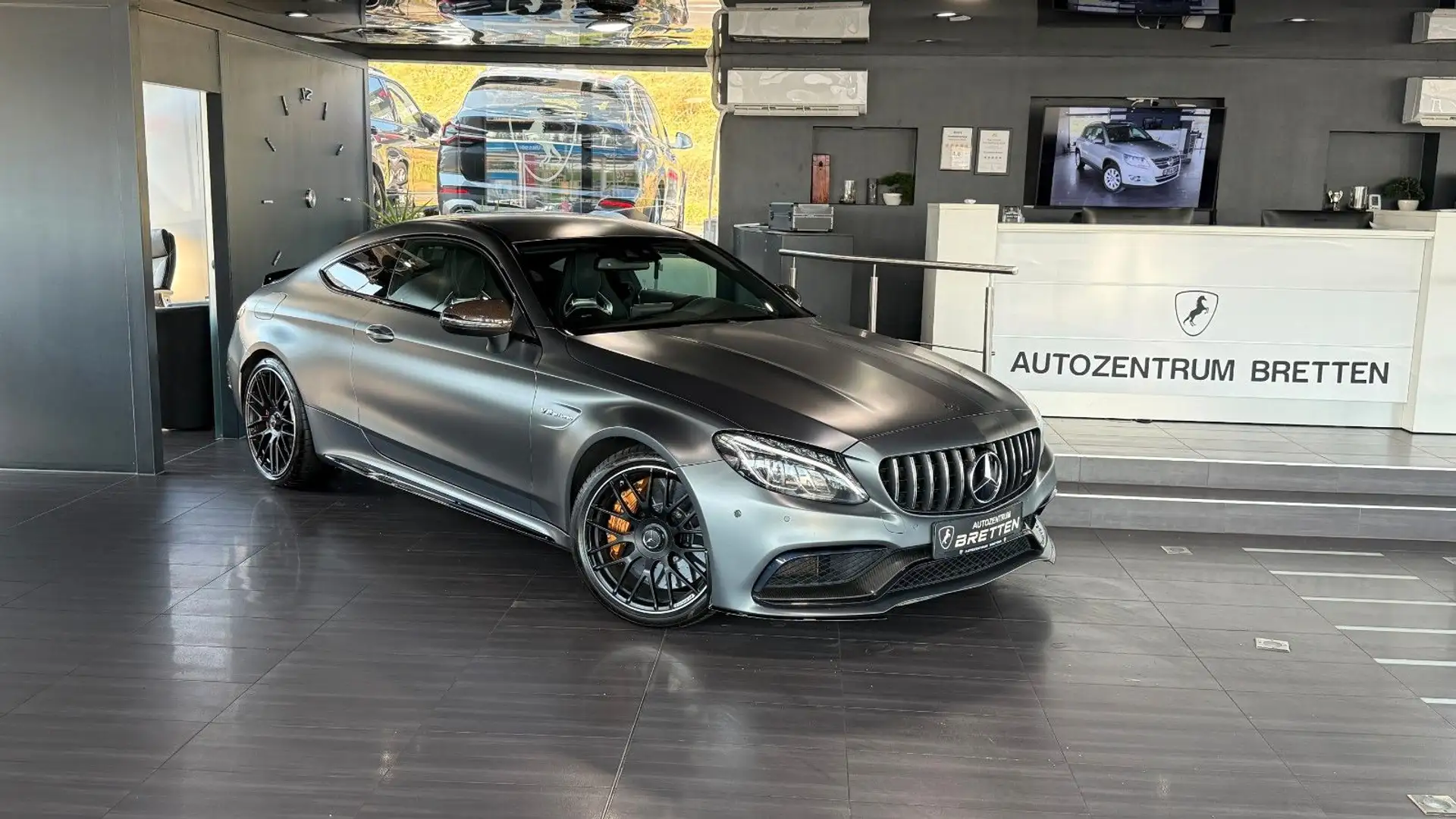 Mercedes-Benz C 63 AMG Coupe S AMG Edition 1*Burmester*Abgas* Gris - 1