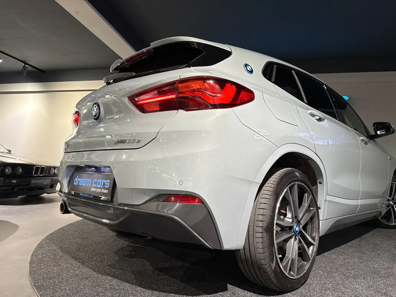 BMW X2 xDrive25e PHEV Aut. / M Sportpaket / Panoramadach Bild 7