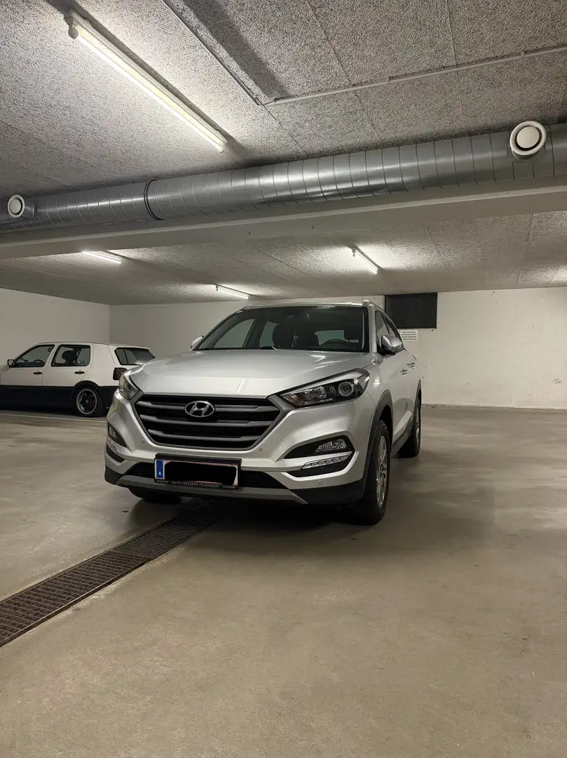 Hyundai TUCSON 1,6 GDI Start-Stopp Edition 25 - 2
