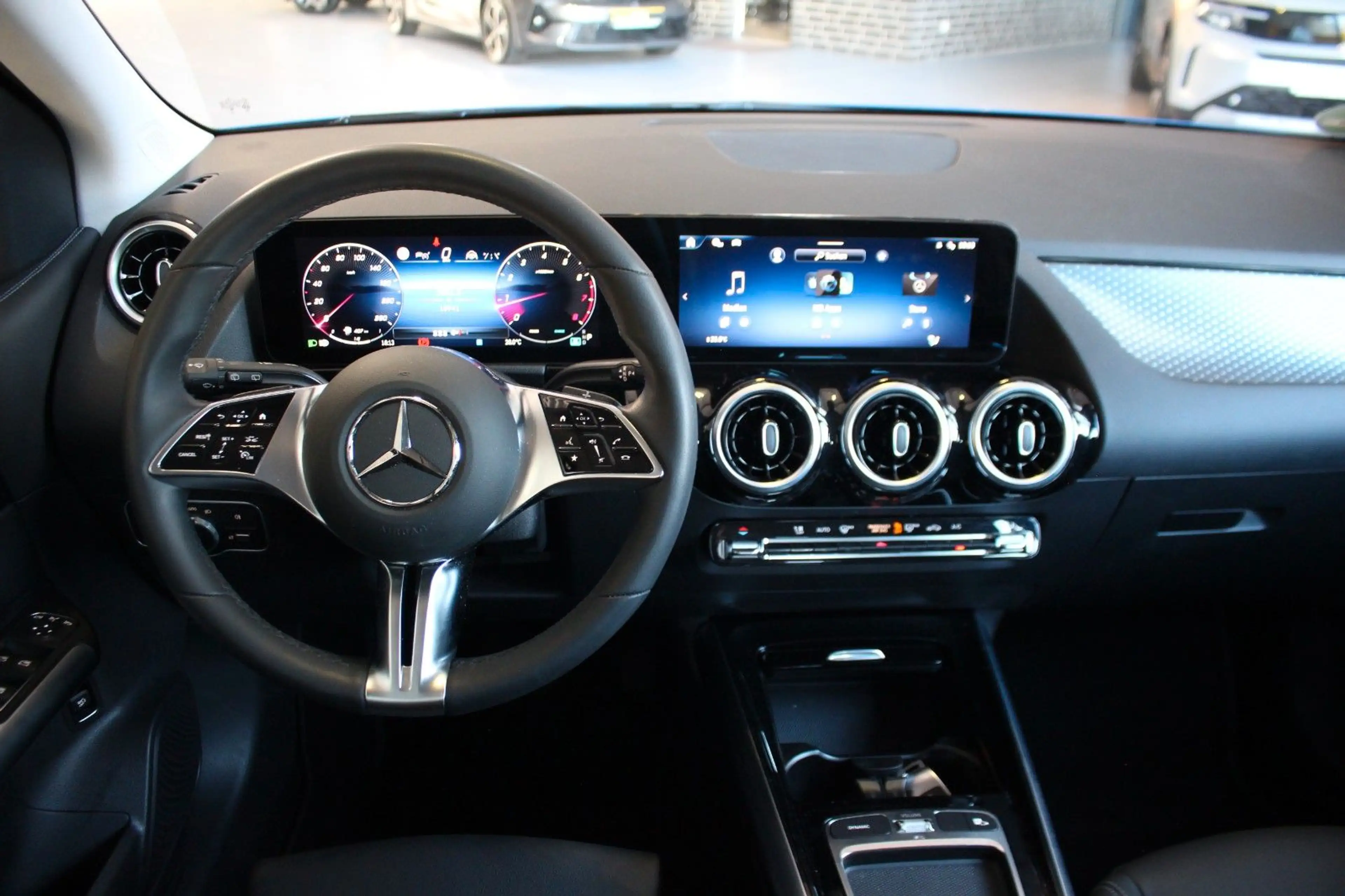 Mercedes-Benz B 200 Pregressive Advanced Navi Kamera LED ACC — photo 15