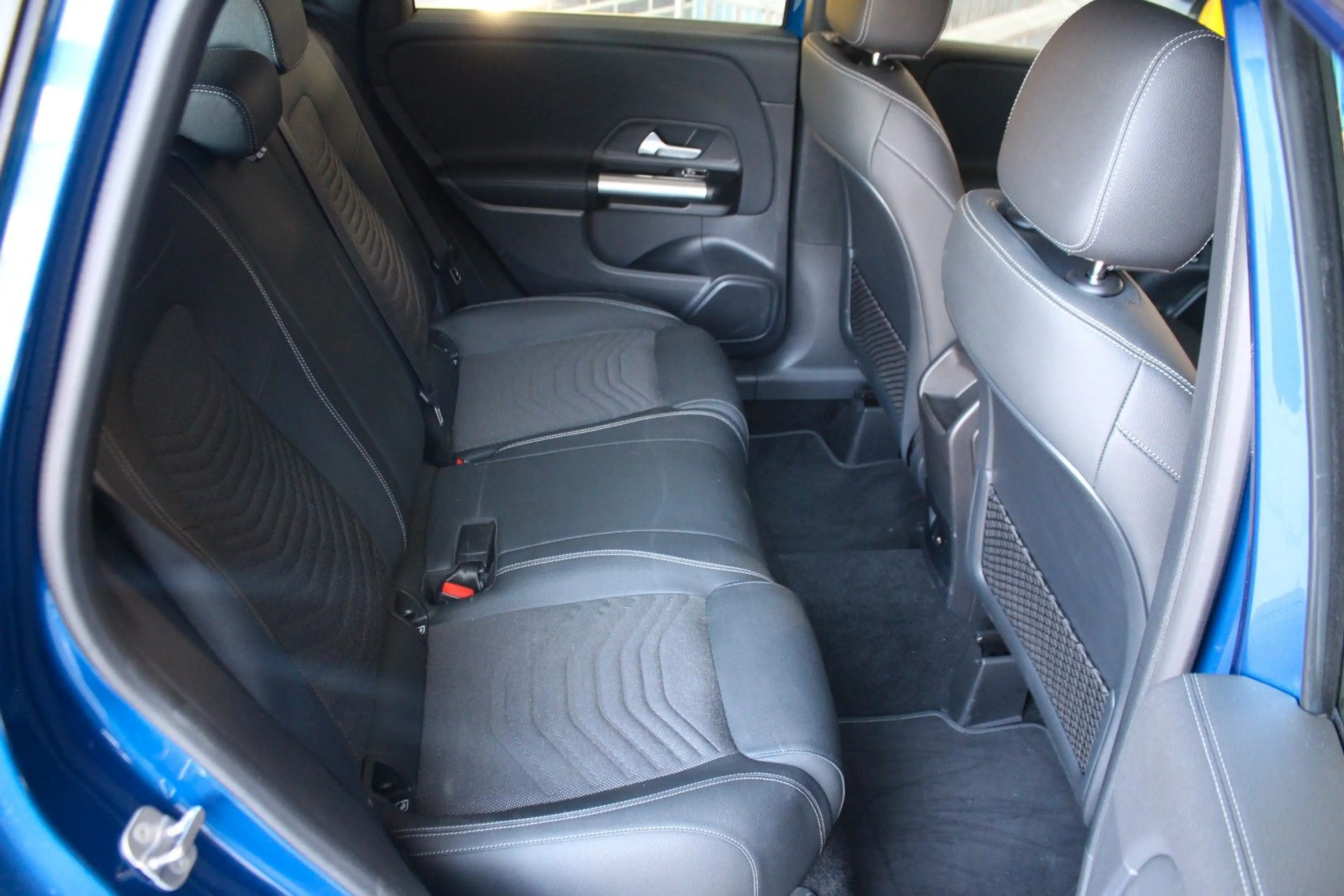 Mercedes-Benz B 200 Pregressive Advanced Navi Kamera LED ACC — photo 12