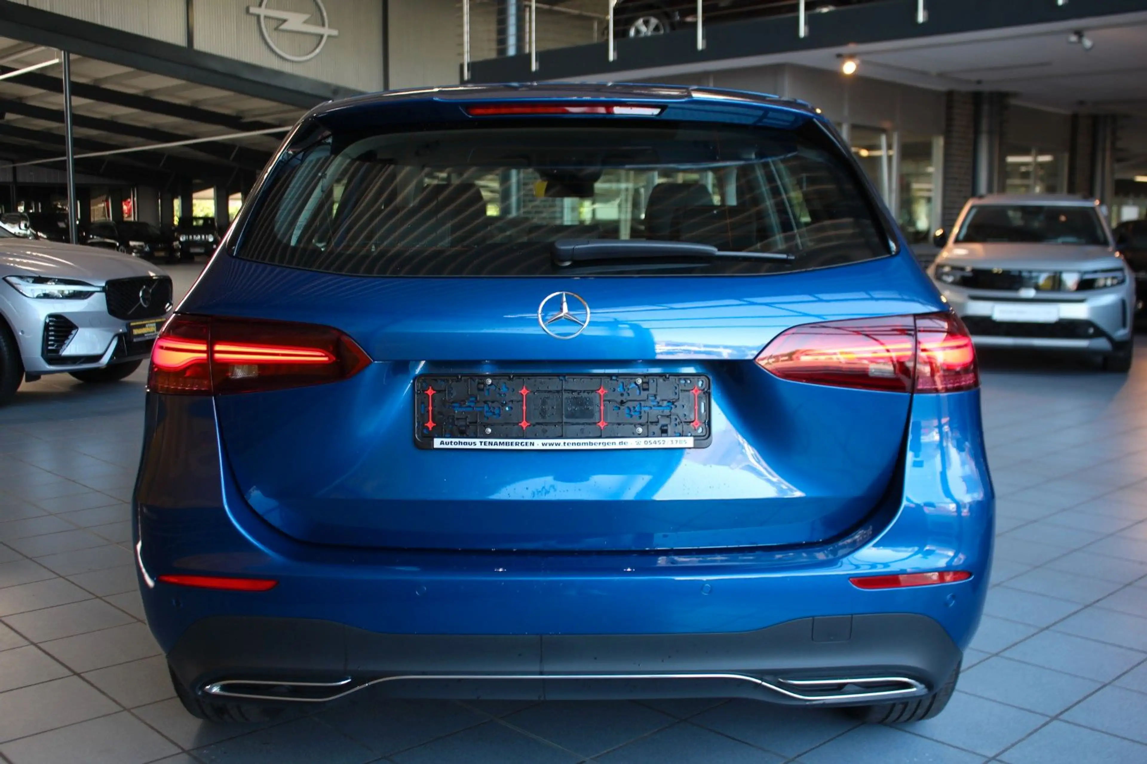 Mercedes-Benz B 200 Pregressive Advanced Navi Kamera LED ACC — photo 7