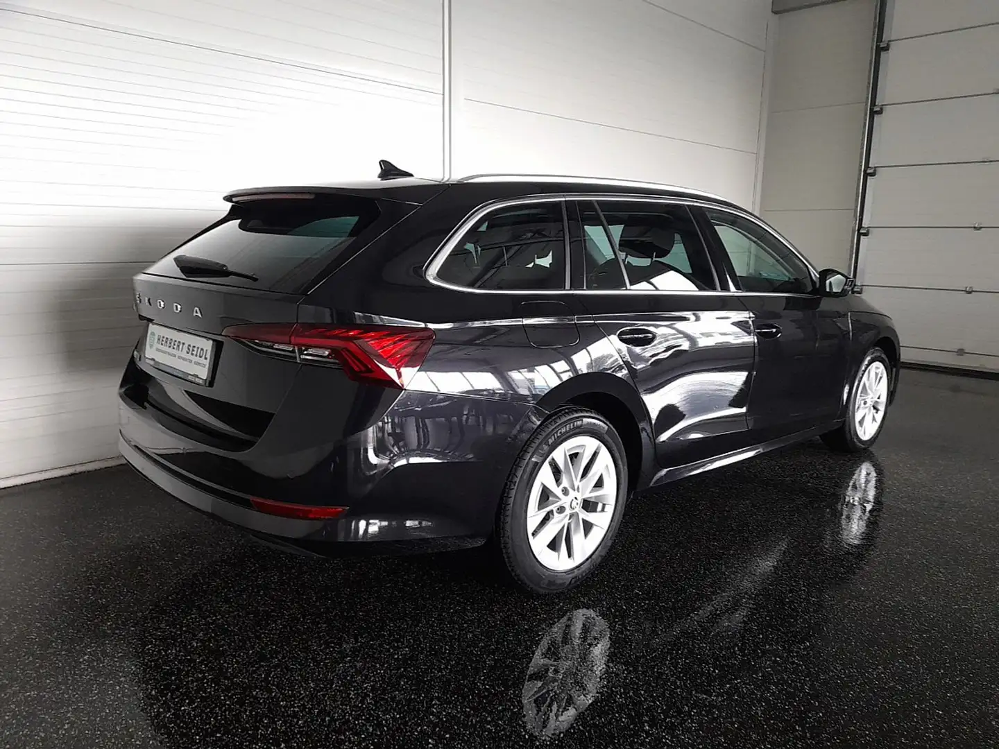 Skoda Octavia Combi FIRST ED 2,0 TDI DSG *LED / VIRTUELL / NA... Nero - 2