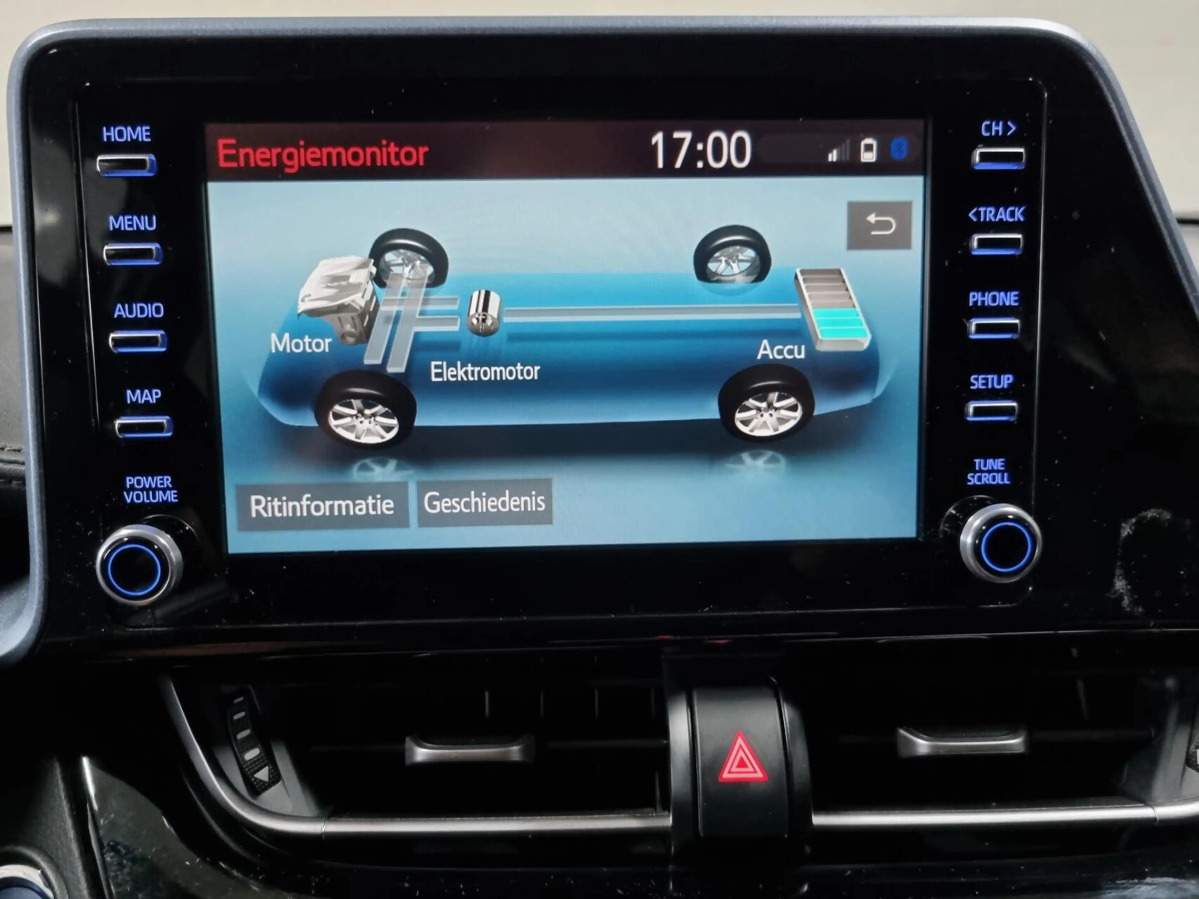 Toyota C-HR 2.0 Hybrid Style Bi-Tone / BSM / PDC — photo 48