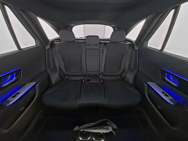 Mercedes-Benz GLC view 10