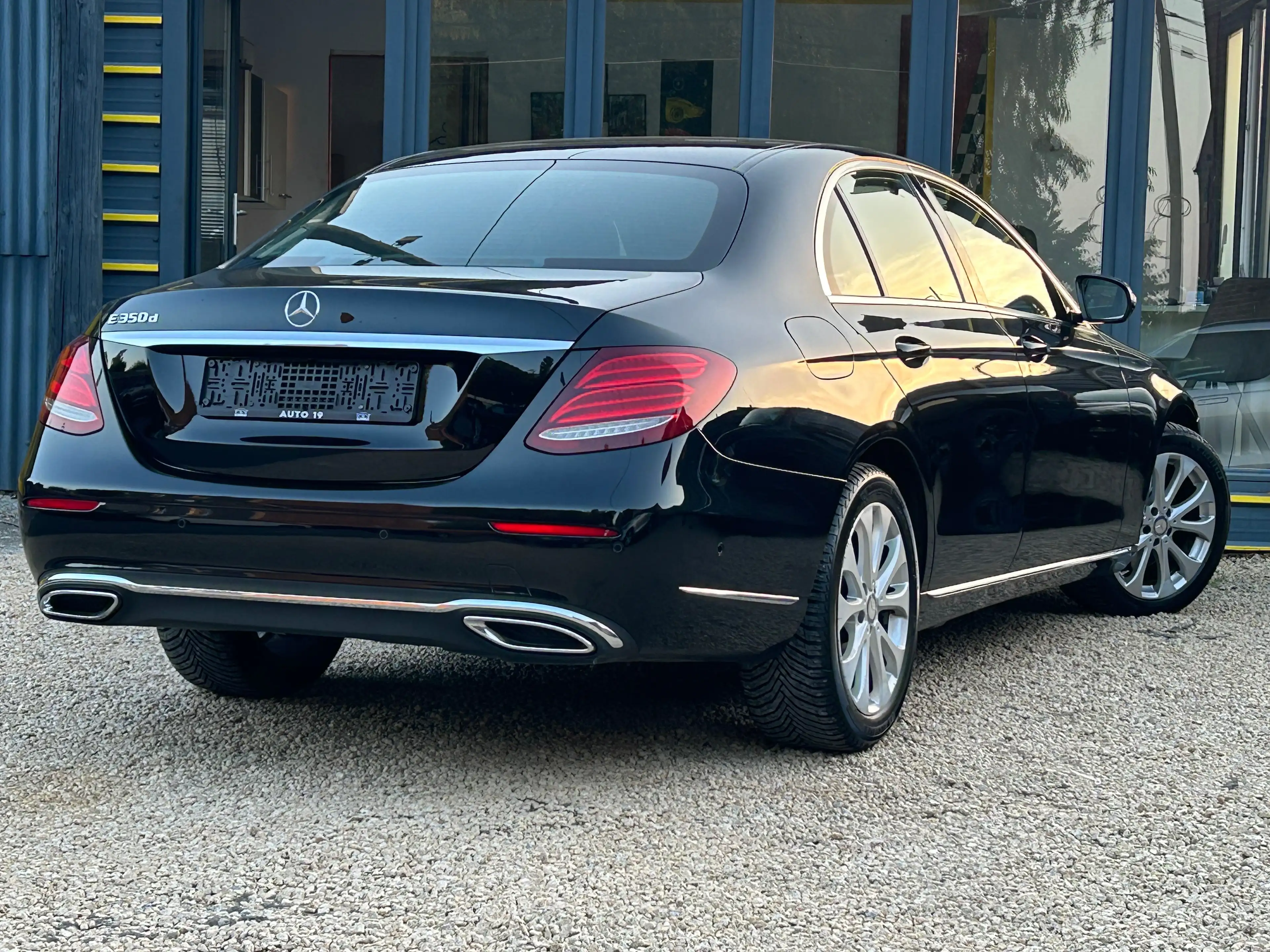 Mercedes-Benz E 350 E 350 d ( TVAC%21) — photo 9
