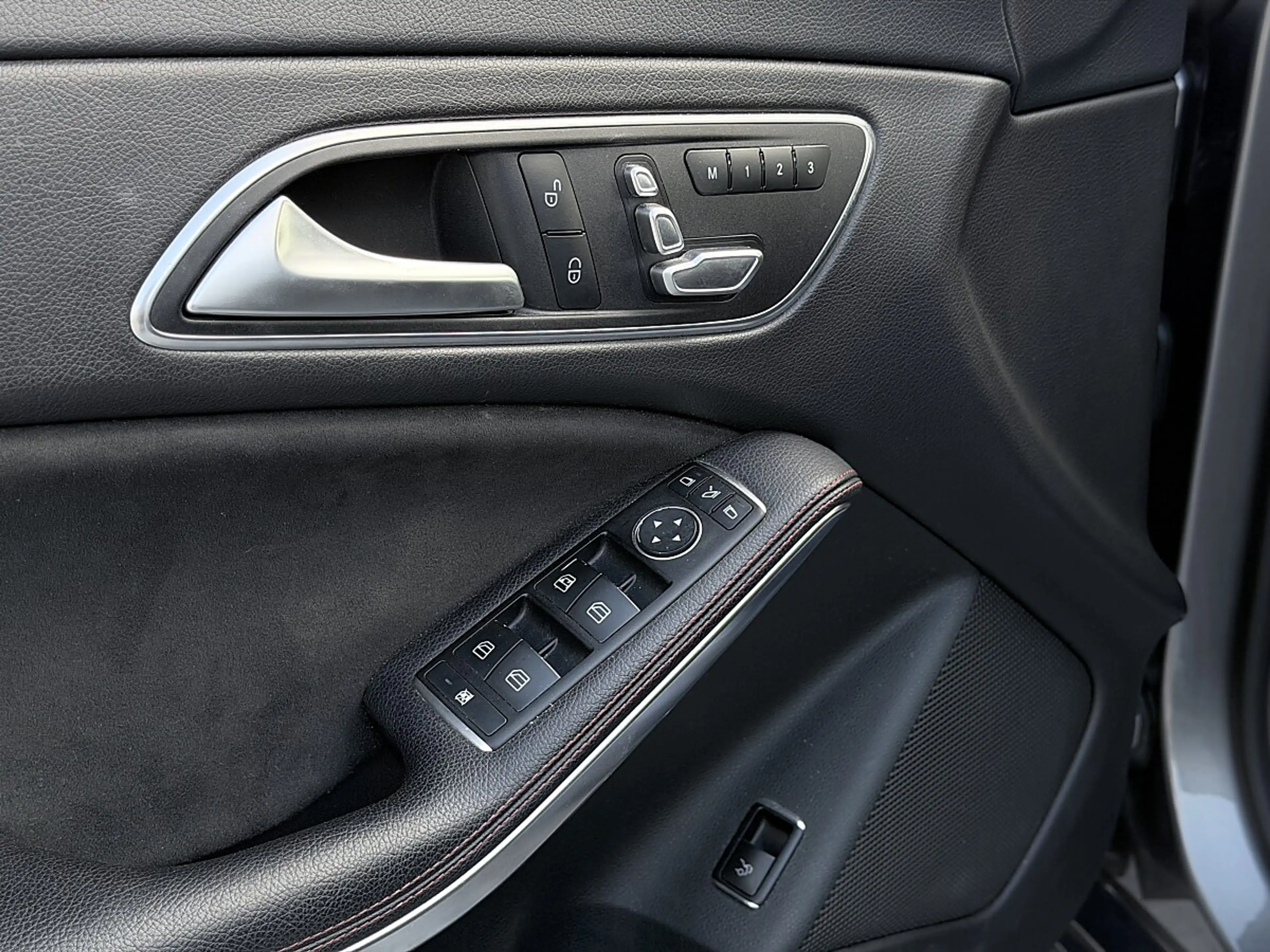 Mercedes-Benz CLA 45 AMG 4MATIC Aut. — photo 14