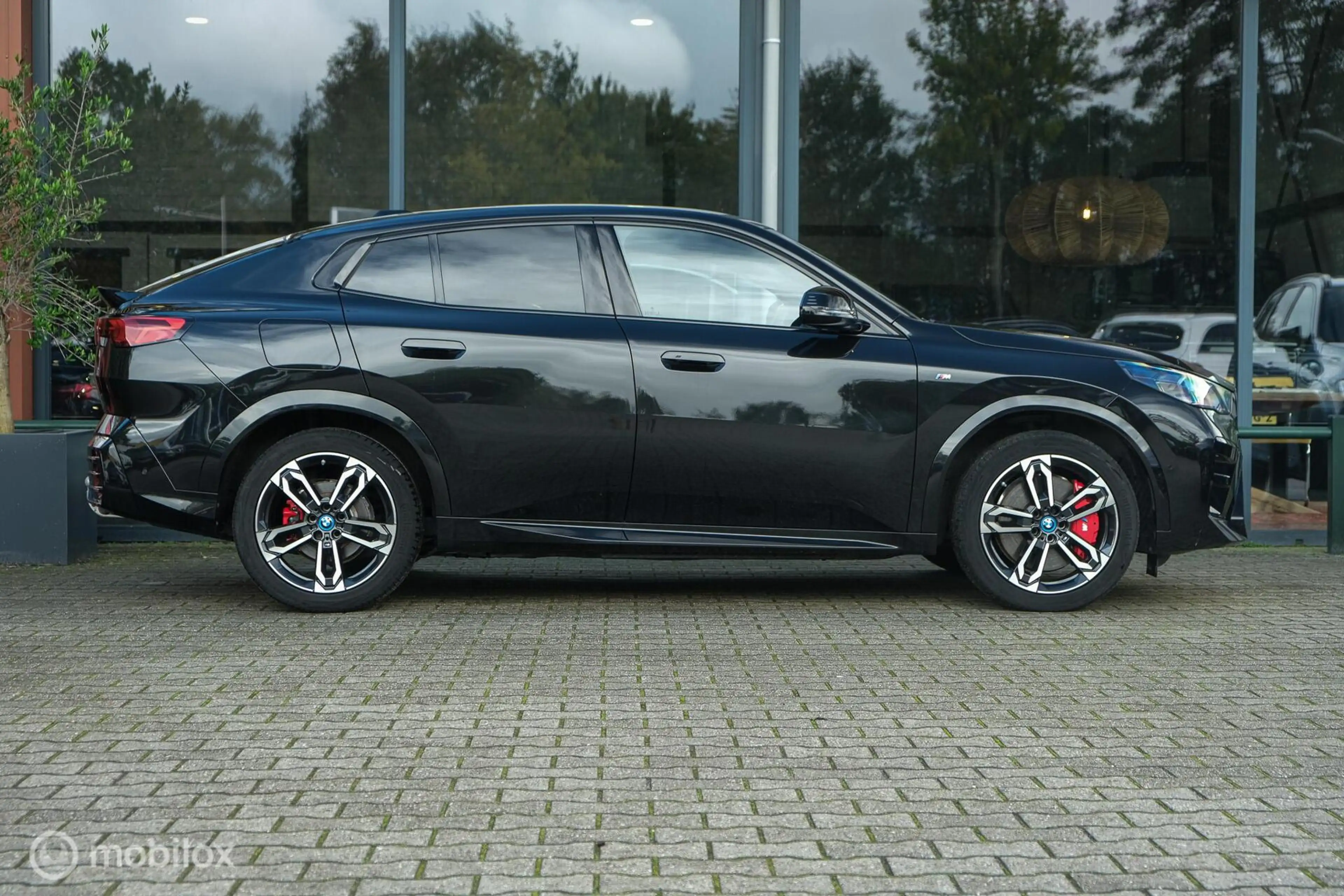 BMW iX2 eDrive20 67 kWh | 100% SOH | M-Sportpakket | Harma — photo 10