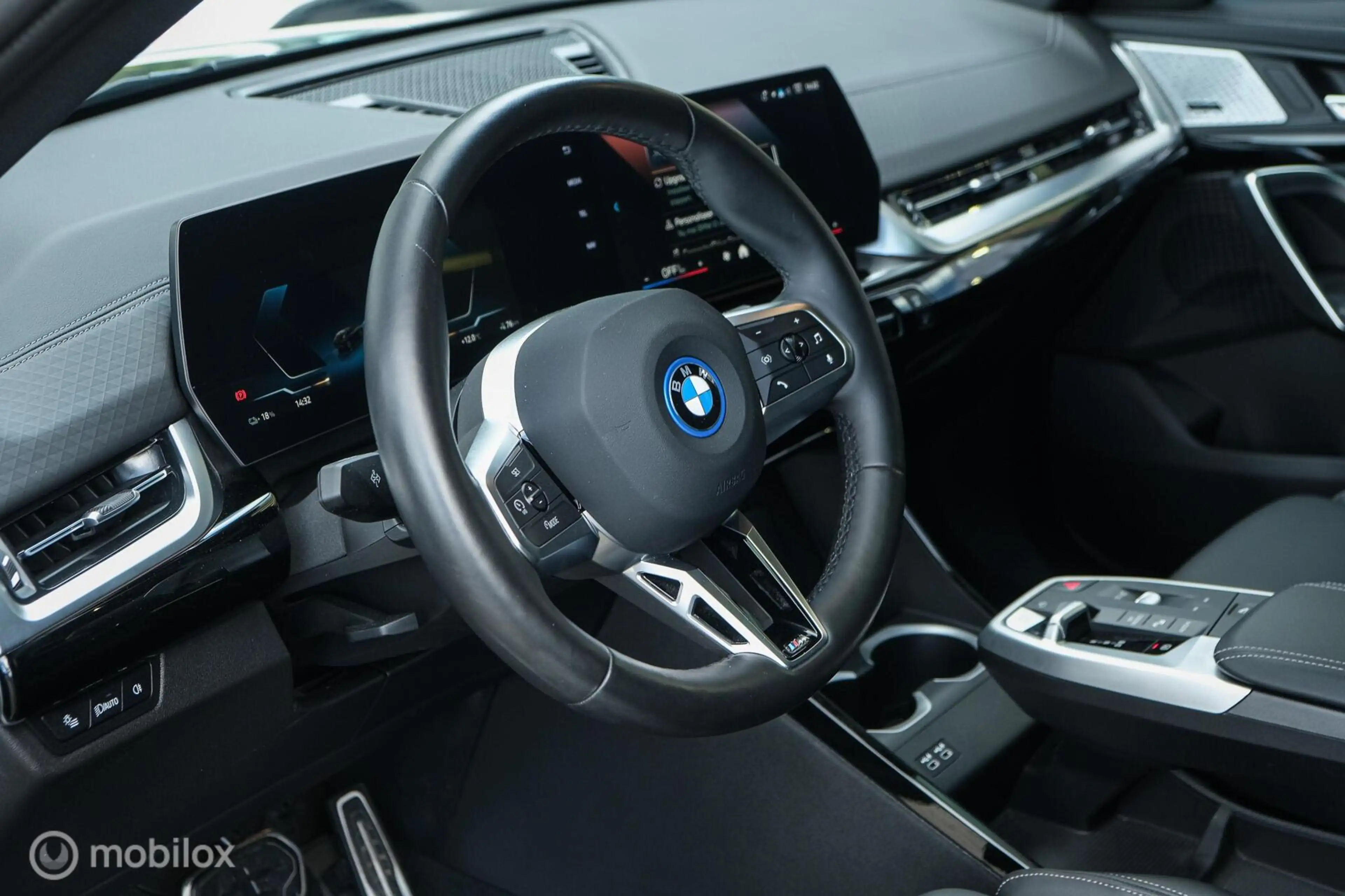 BMW iX2 eDrive20 67 kWh | 100% SOH | M-Sportpakket | Harma — photo 2