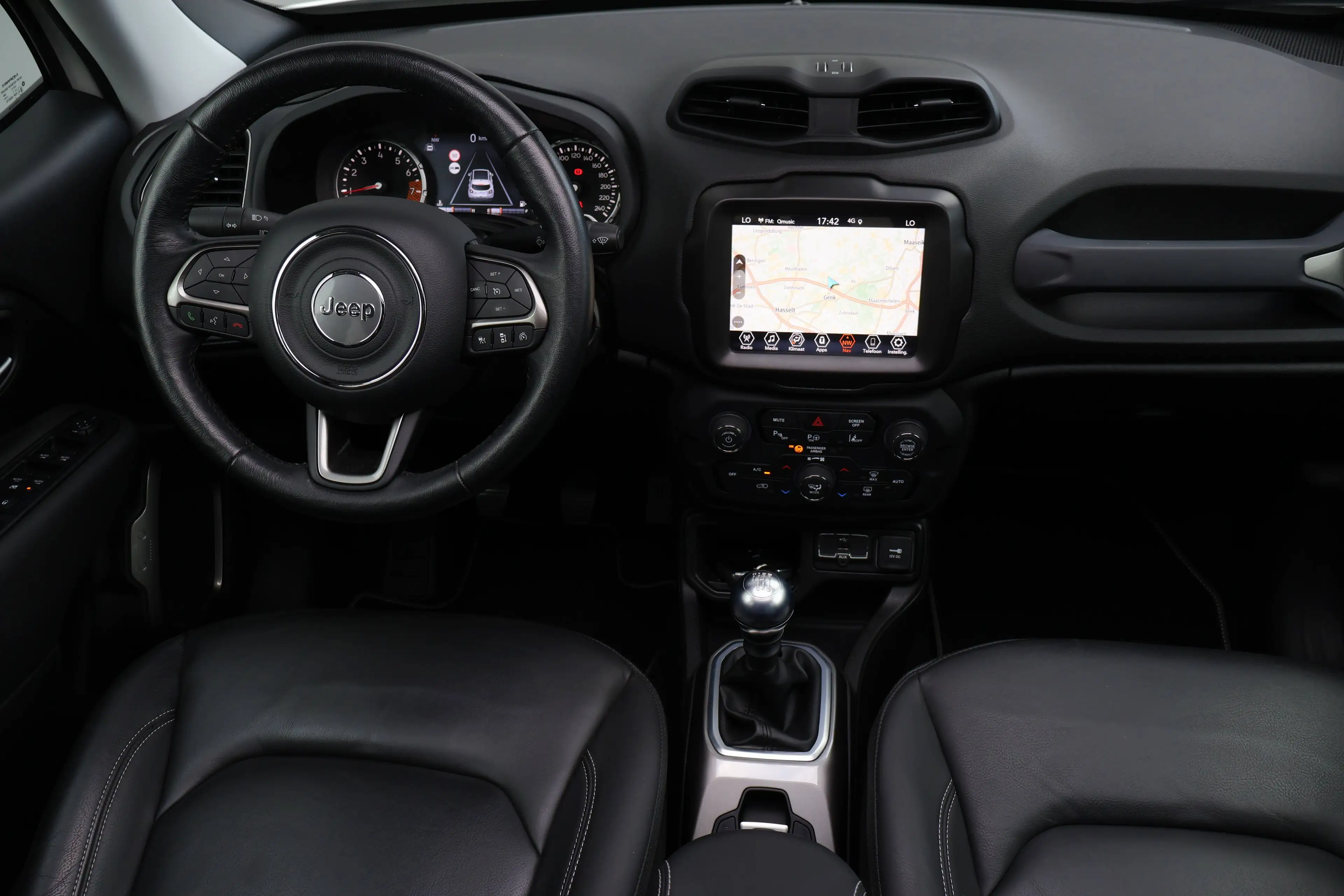 Jeep Renegade Renegade 1.0 T3 Limited Pano LED ACC Keyless Garantie * — photo 6