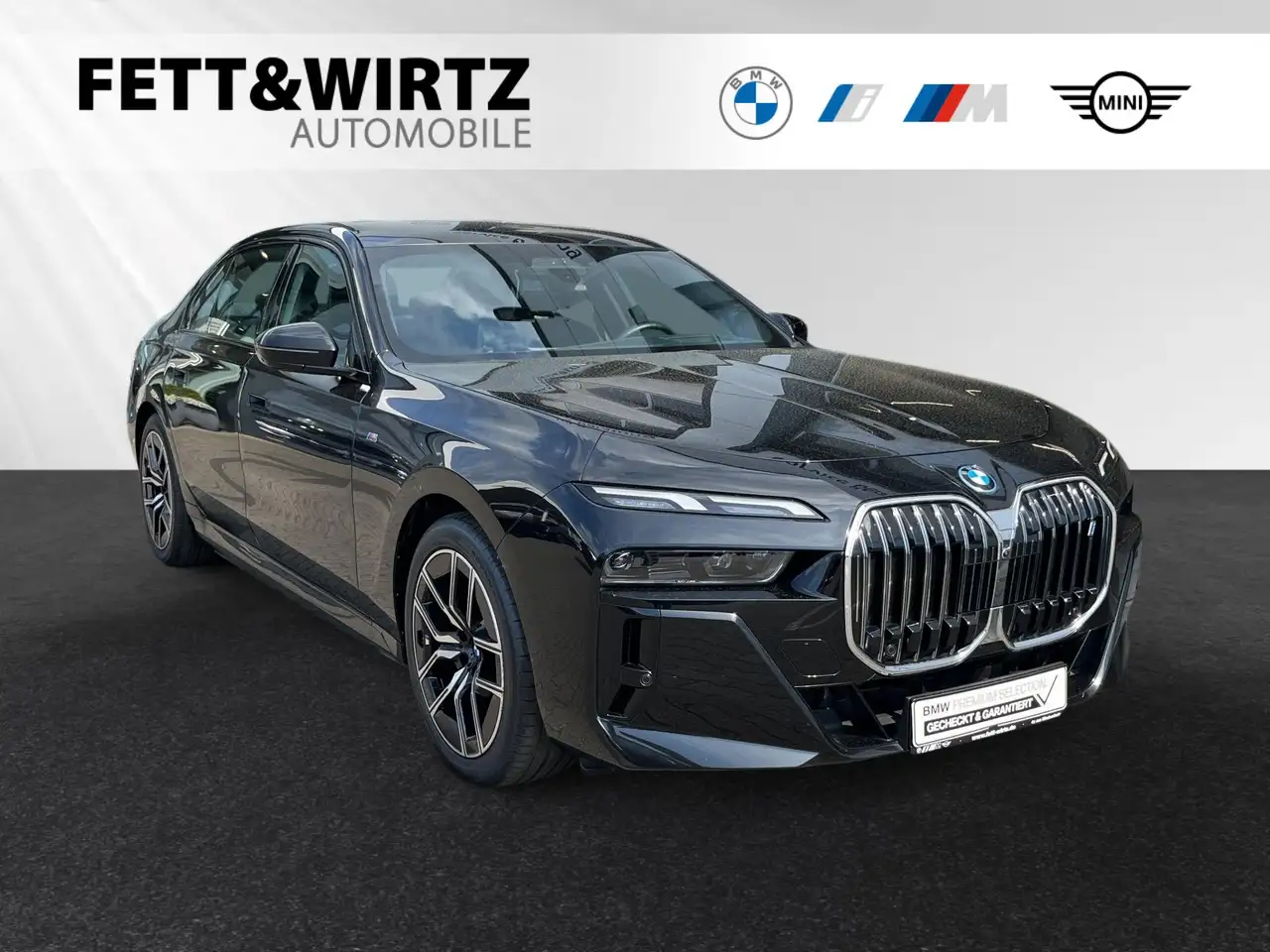 BMW i7