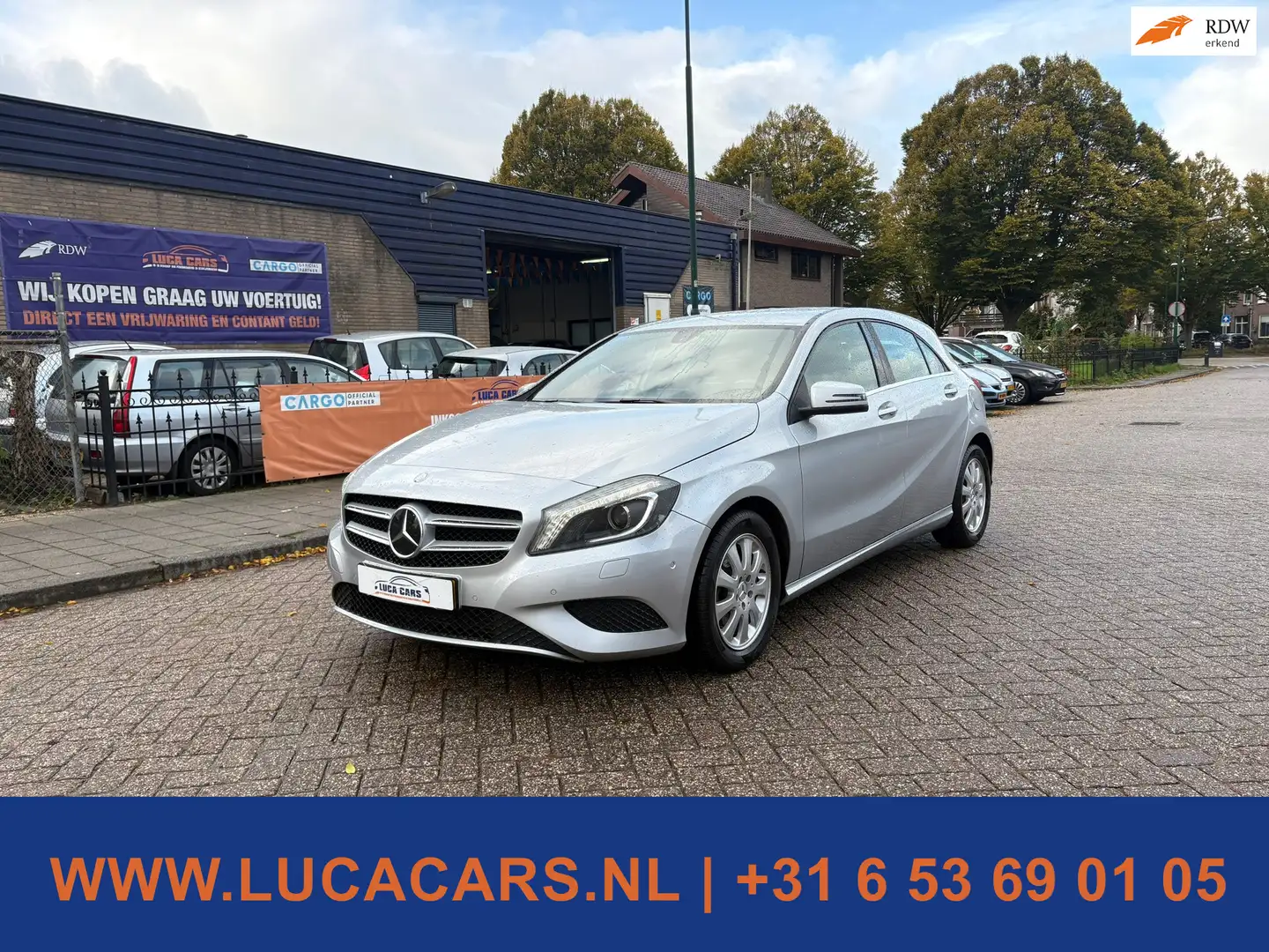 Mercedes-Benz A 180 NAVI 2X SLEUTEL + BOEKJES! Grau - 1