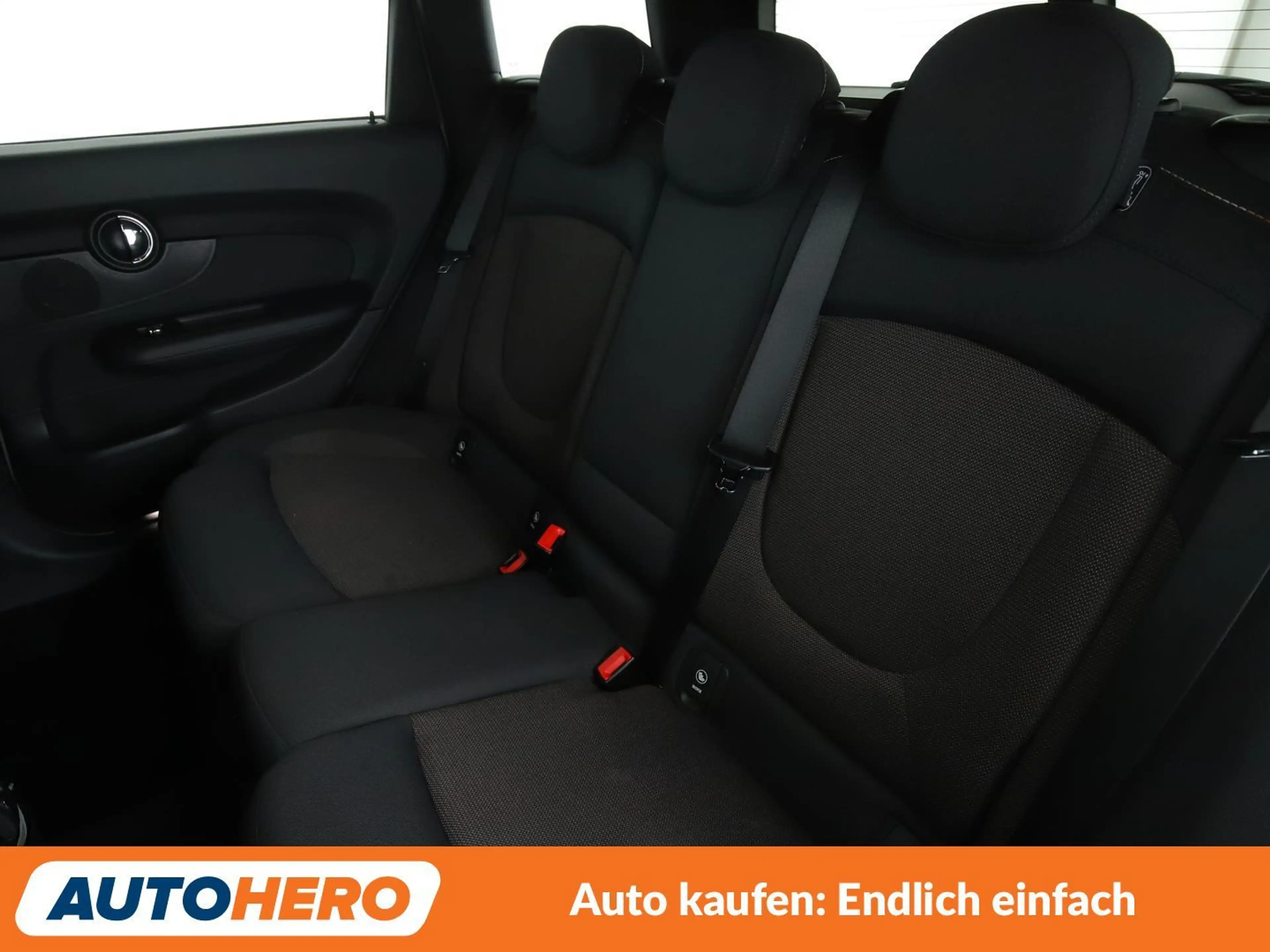 MINI One D Clubman One D Aut.*NAVI*LED*TEMPO*PDC*SHZ* — photo 14