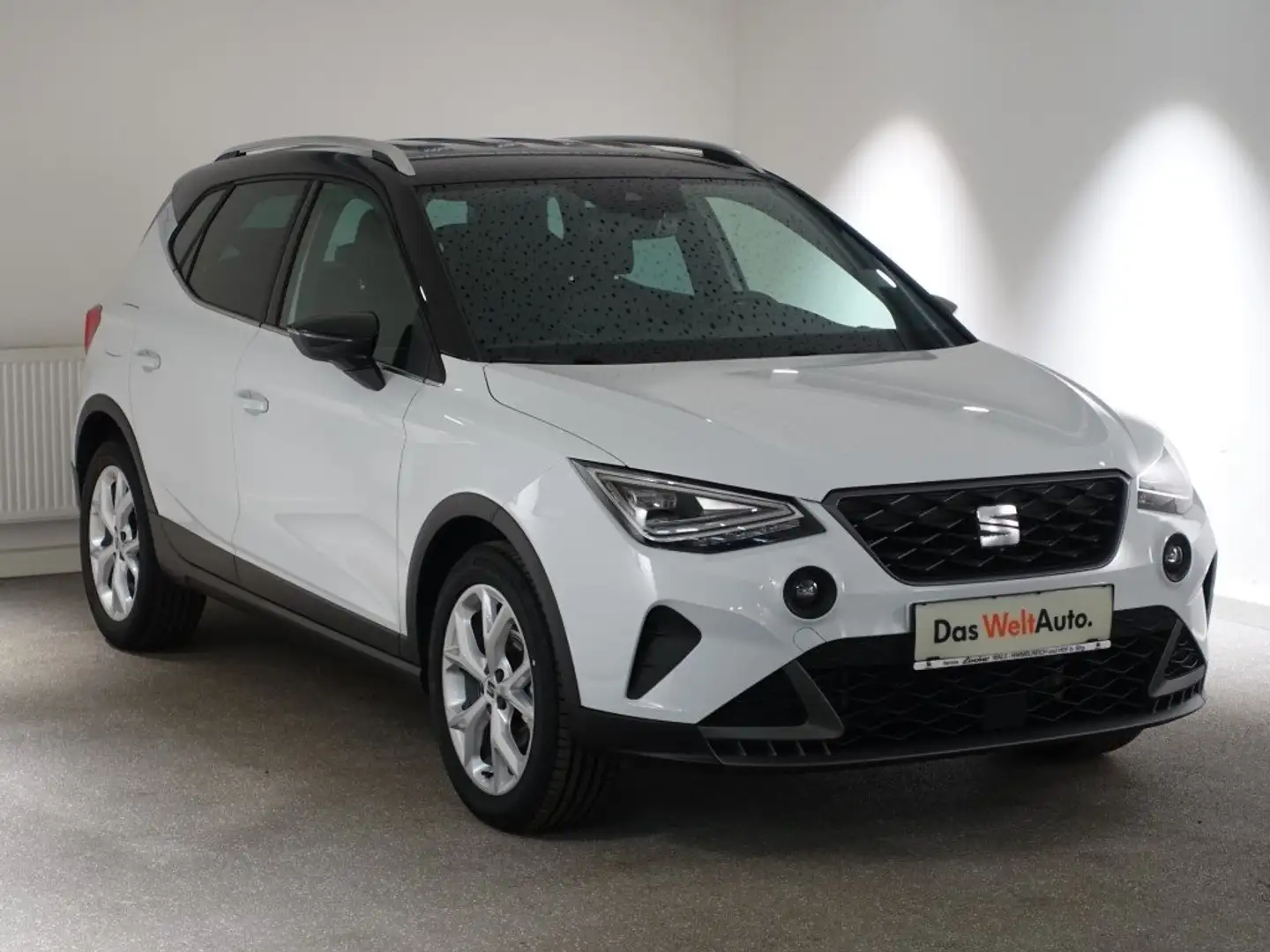 SEAT Arona 1,0 Eco TSI FR Austria Edition Blanc - 1