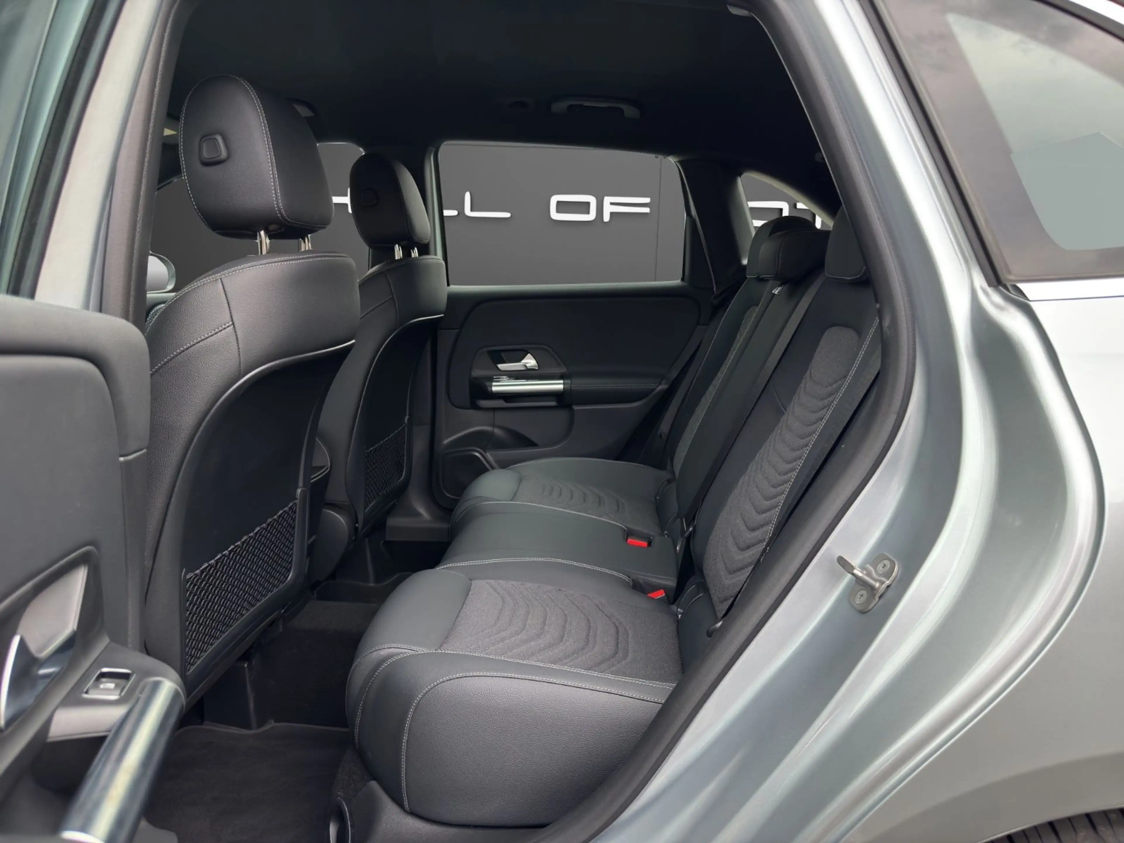Mercedes-Benz B 220 d| MBUX| MBeam| Prog. Advanc.| Park.Assist — photo 10