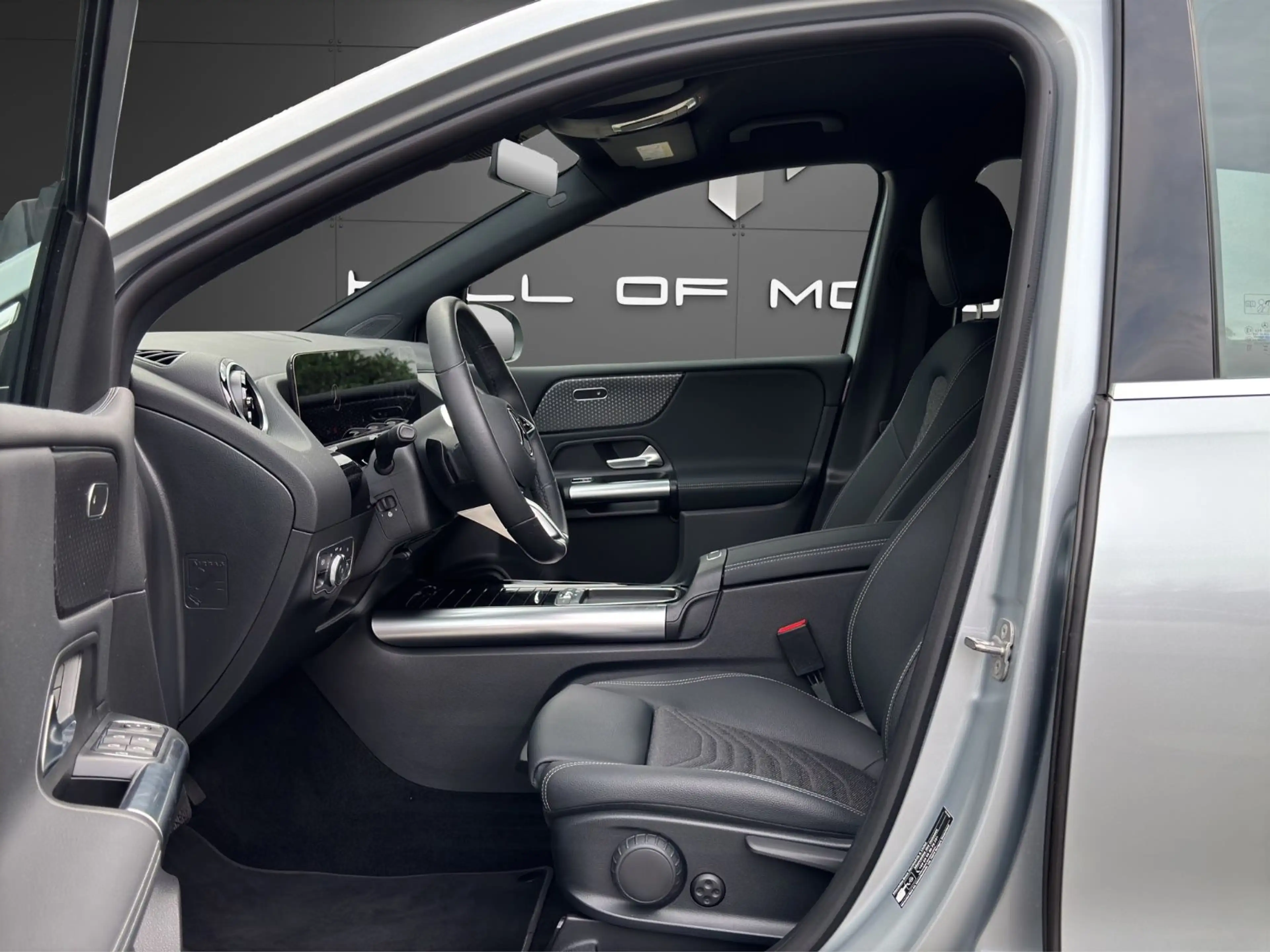 Mercedes-Benz B 220 d| MBUX| MBeam| Prog. Advanc.| Park.Assist — photo 9