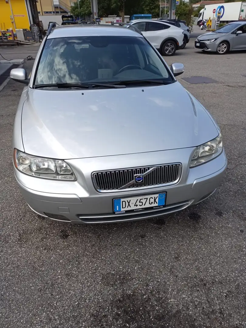 Volvo V70 V70 II 2004 2.4d Sport 163cv Argento - 2