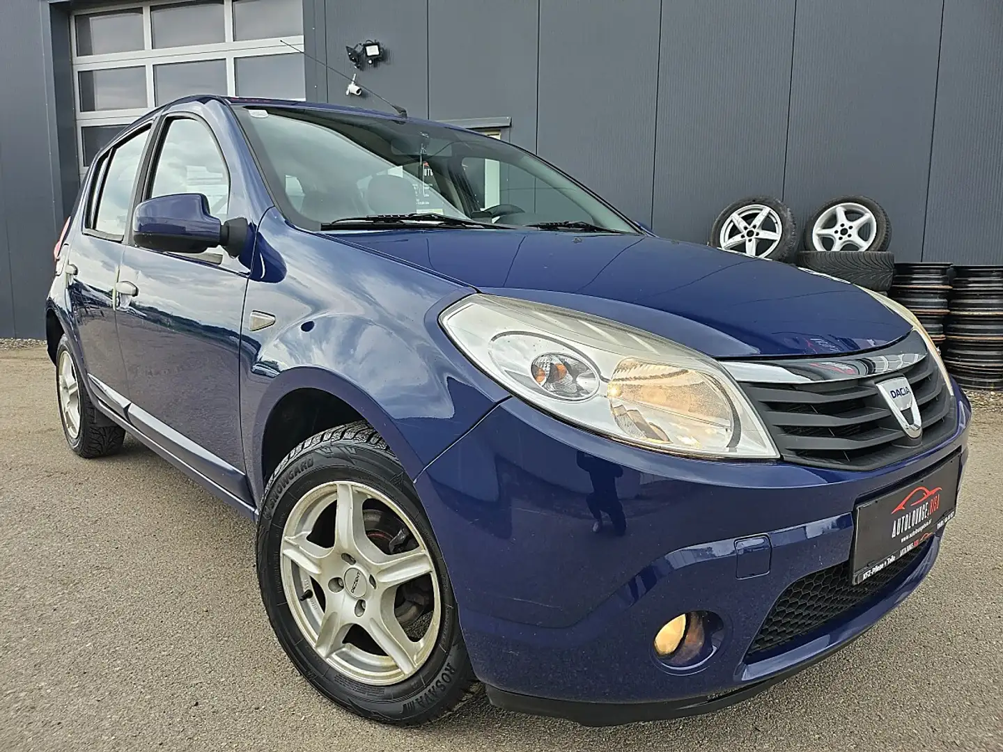 Dacia Sandero Lauréate 1,2i 16V PICKERL:07/2026, KLIMA, SERVI... Blau - 1