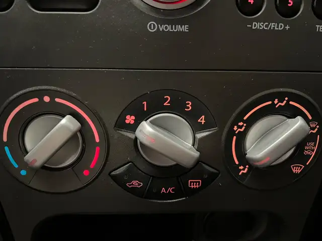 Suzuki Splash view 19