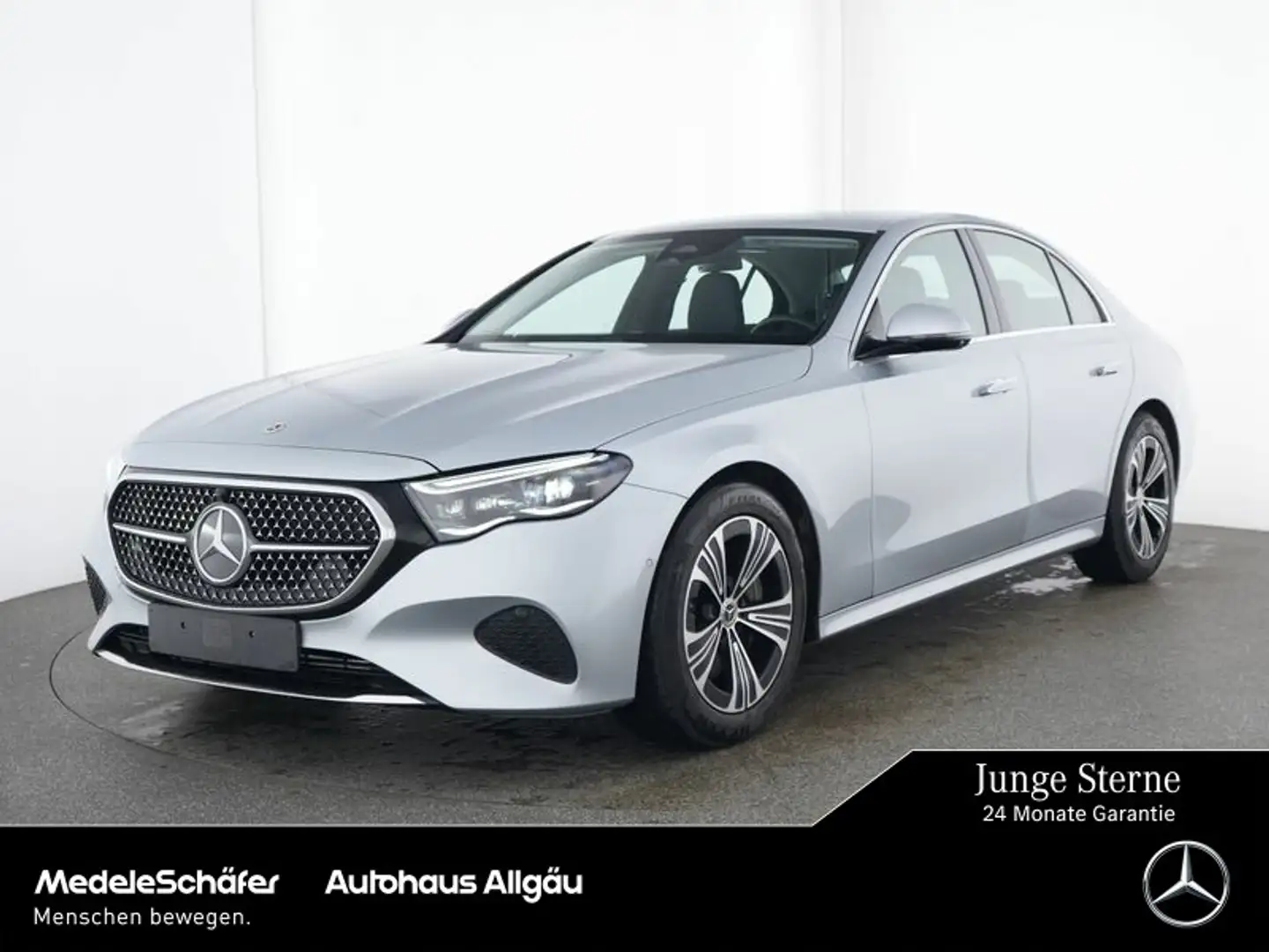 Mercedes-Benz E 450 E 450 4M Avantgarde HuD Distronic D-Light 360° Silber - 1