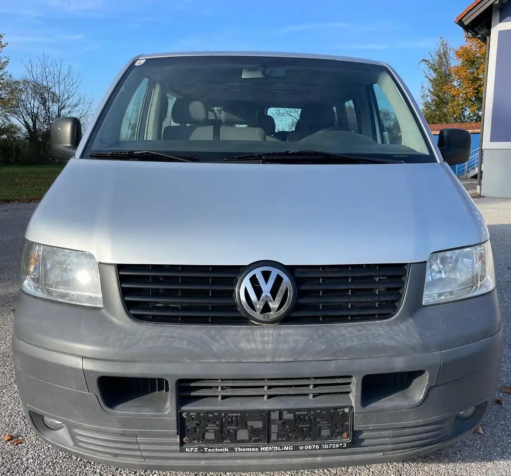 Volkswagen T5 Shuttle