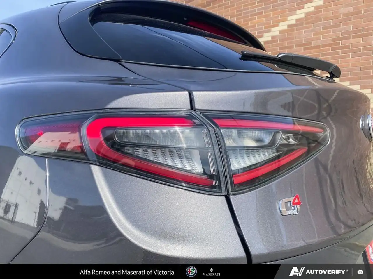 Alfa Romeo Stelvio снимка Alfa Romeo Stelvio