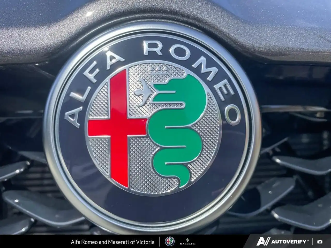 Alfa Romeo Stelvio снимка Alfa Romeo Stelvio