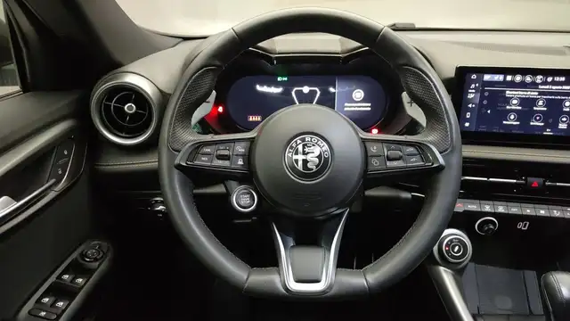 Alfa Romeo Tonale view 10