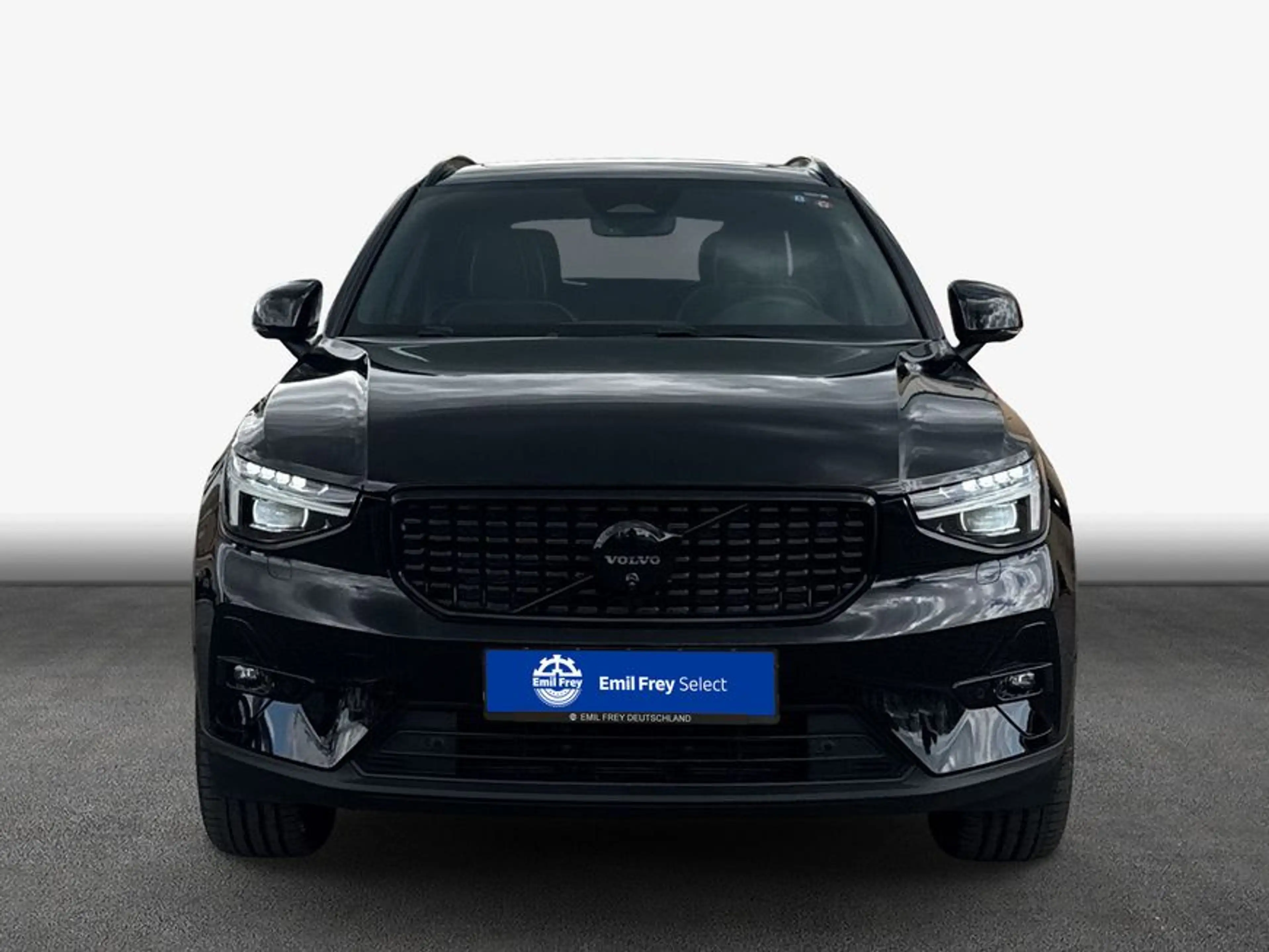 Volvo XC40 XC40 B3 B DKG Plus Black Edition — photo 3