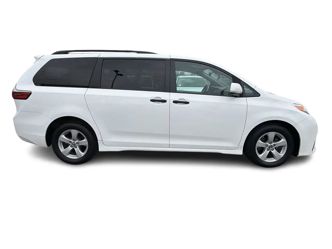 Toyota Sienna снимка Toyota Sienna