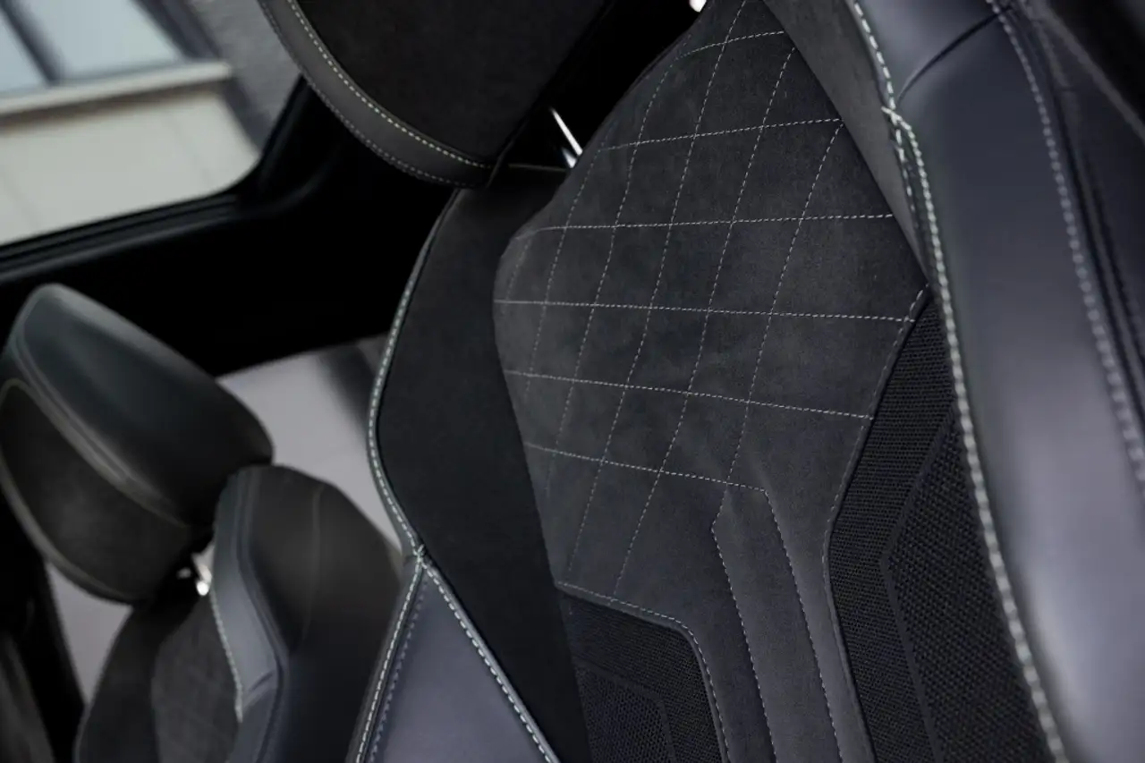 Peugeot 208 1.2 PureTech GT Pack | Pano | CarPlay | Camera | 22