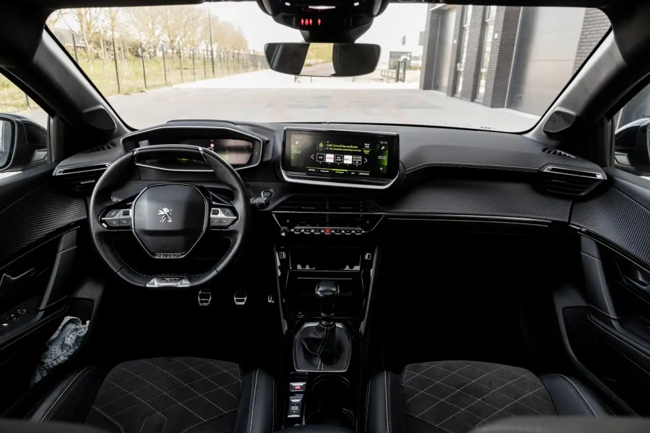 Peugeot 208 1.2 PureTech GT Pack | Pano | CarPlay | Camera | 2