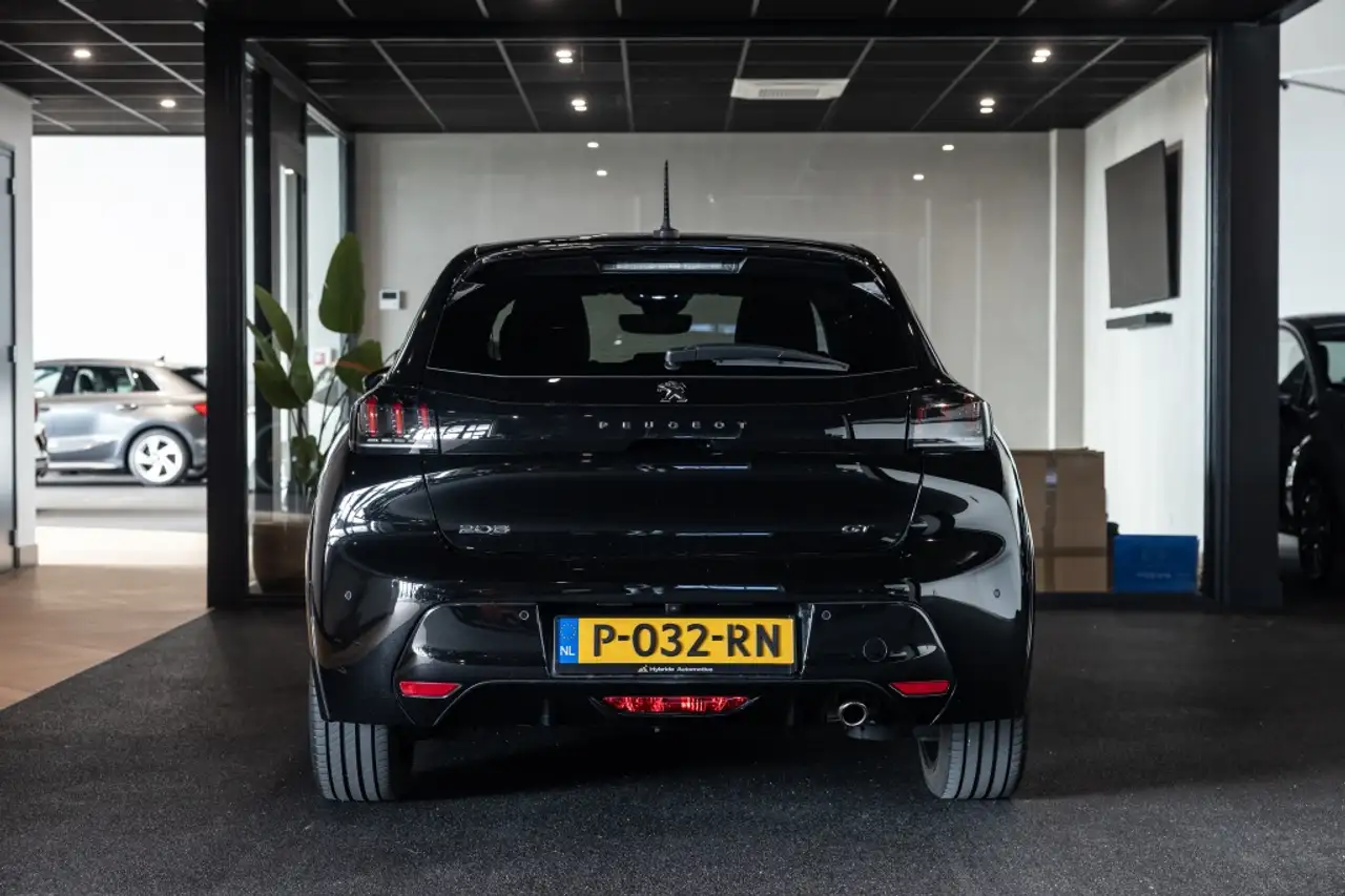 Peugeot 208 1.2 PureTech GT Pack | Pano | CarPlay | Camera | 3