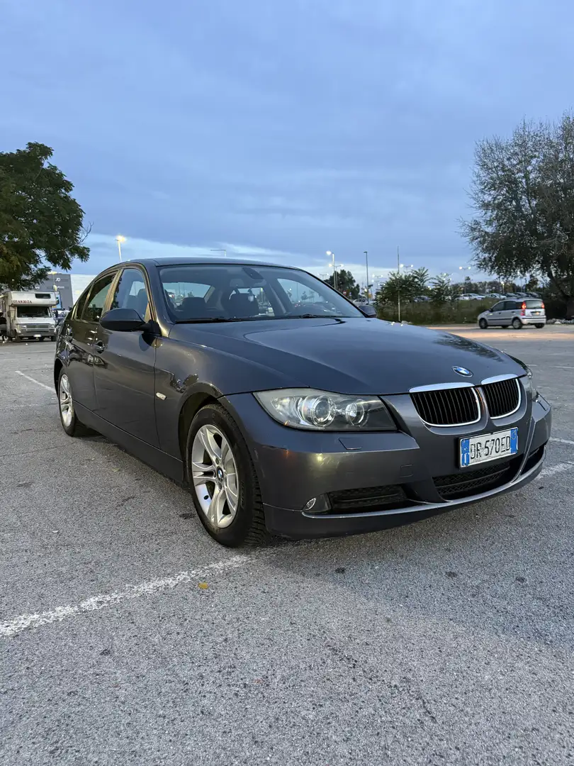 BMW 320 320D E90 177cv - 1