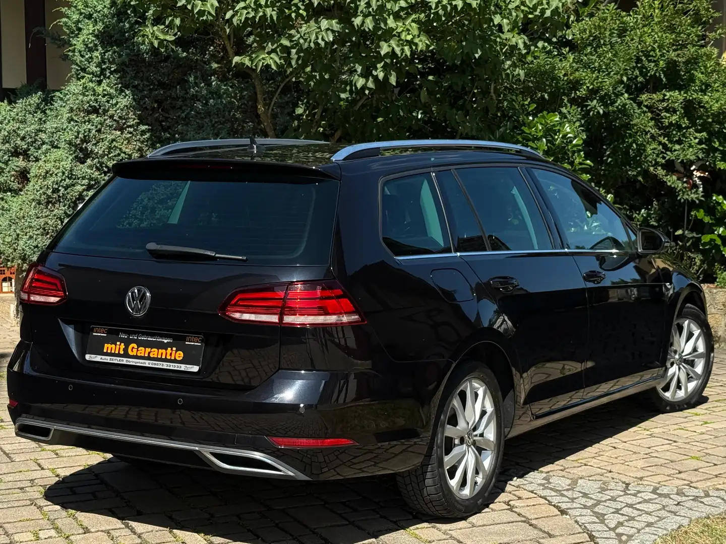 Volkswagen Golf Variant Highline DSG+LED+ACC+Navi+Massage...5,99%... Noir - 2