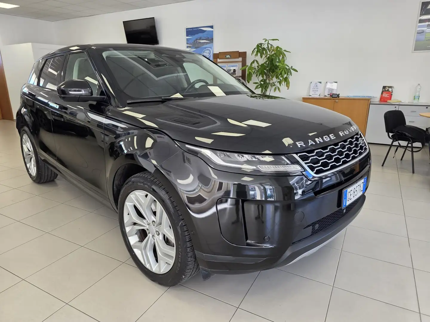 Land Rover Range Rover Evoque Range Rover Evoque 2.0d i4 mhev S awd 163cv auto Nero - 2