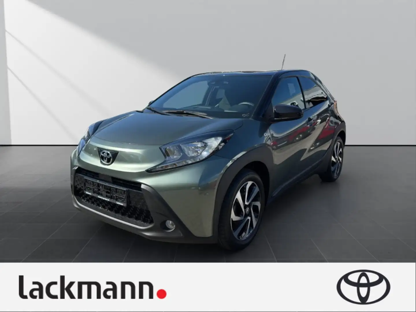 Toyota Aygo X 1.0 Pulse*CarPlay*Kamera*Safety Sense* Groen - 1