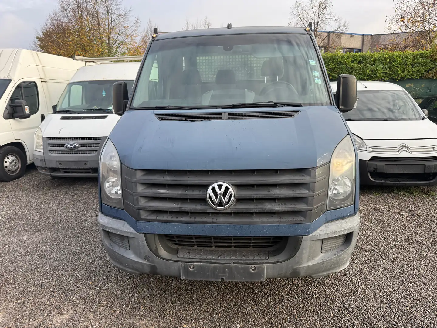Volkswagen Crafter 2.0 TDI Blau - 2