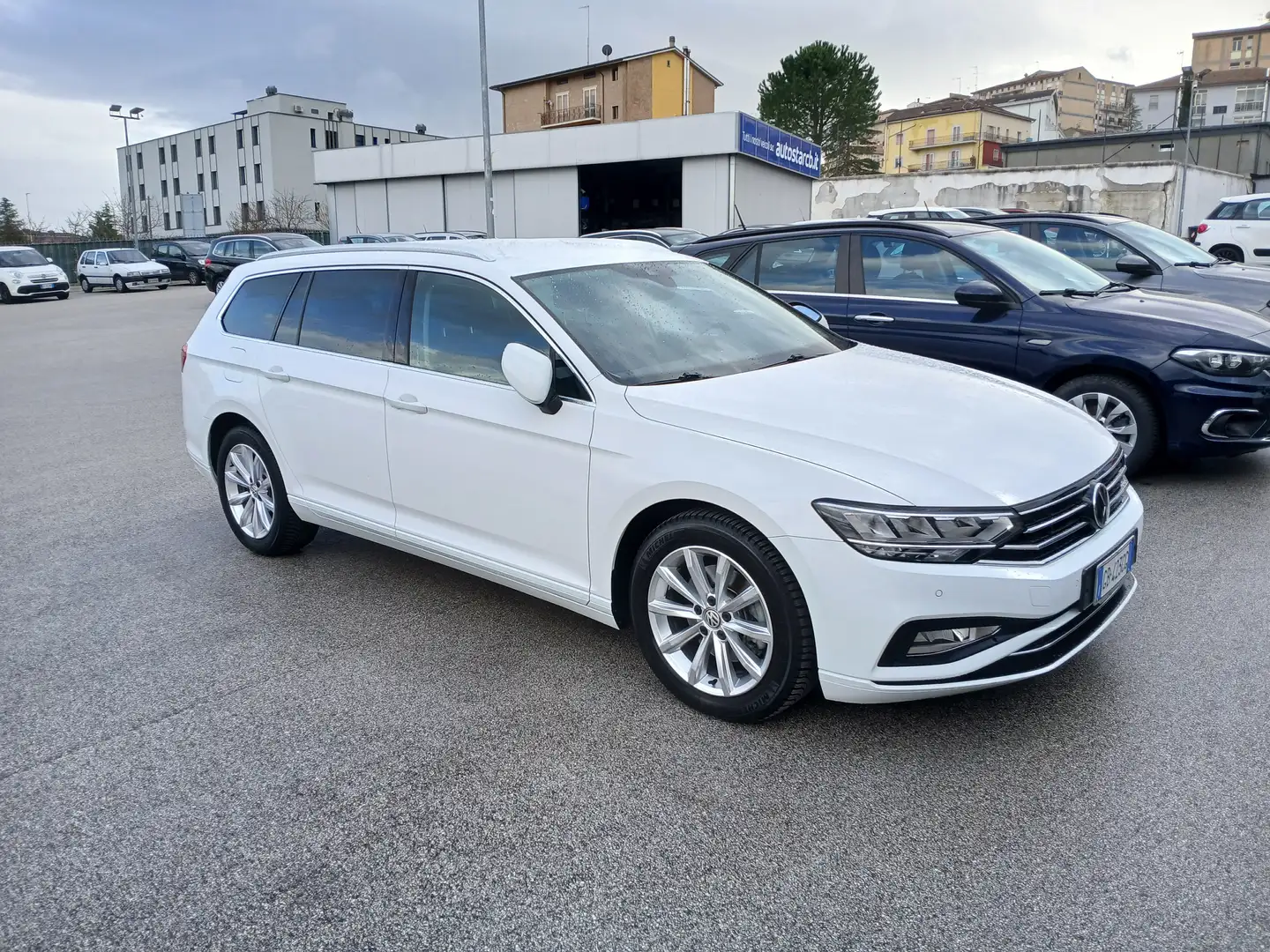 Volkswagen Passat Variant PASSAT 2.0 TDI BUSINESS 150CV DSG AUTO 2020 Bianco - 2