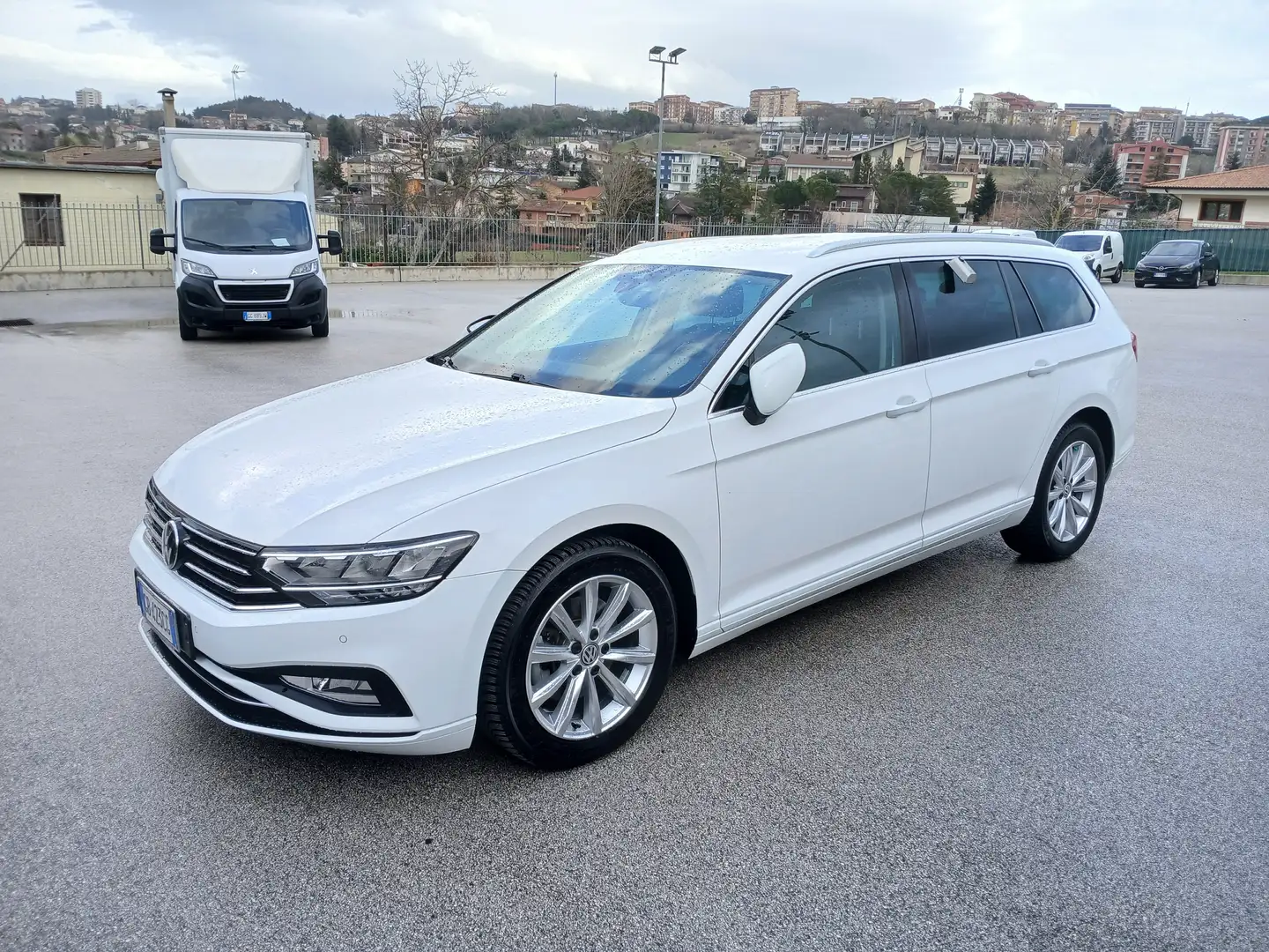 Volkswagen Passat Variant PASSAT 2.0 TDI BUSINESS 150CV DSG AUTO 2020 Bianco - 1
