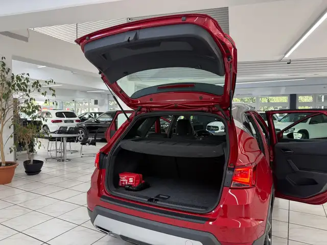 Seat Arona view 10