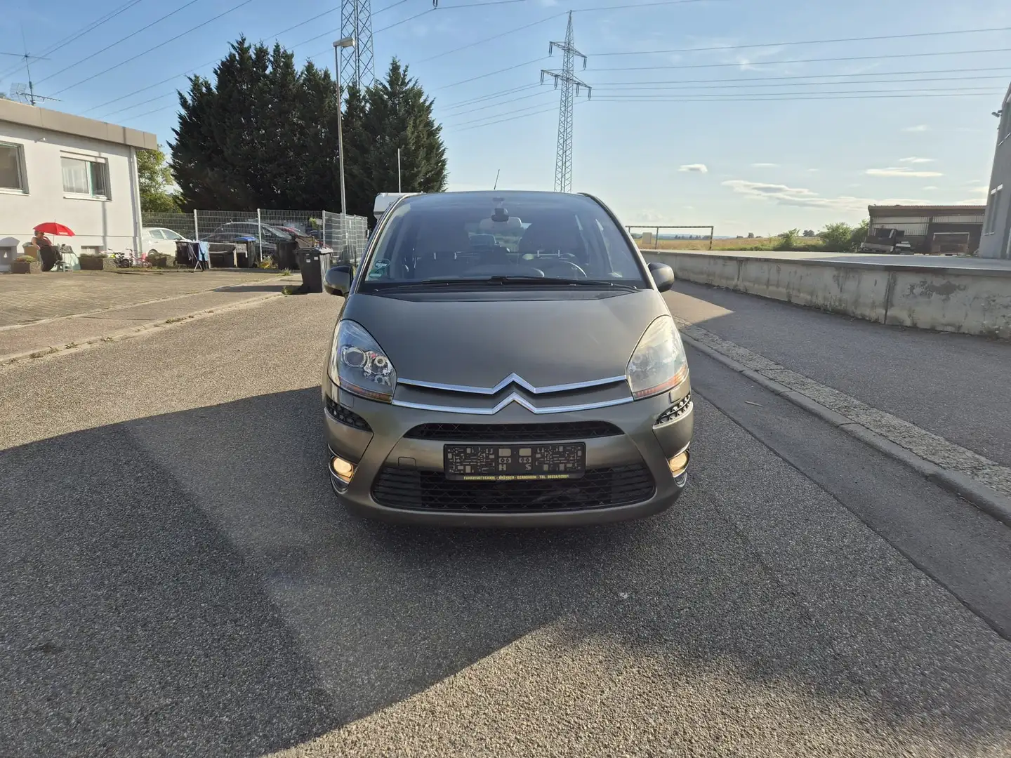 Citroen C4 Picasso Exclusive Marrón - 2
