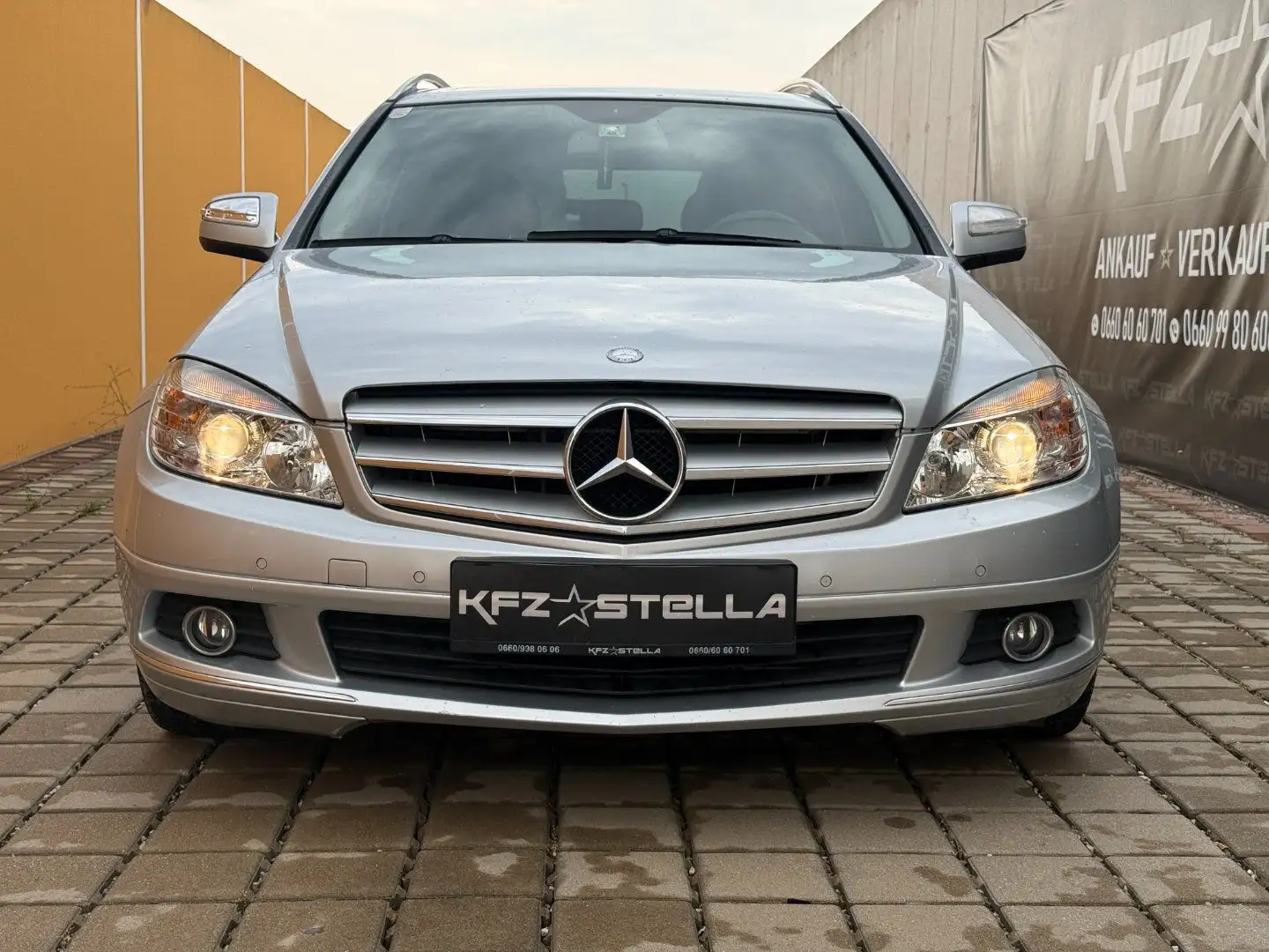 Mercedes-Benz C 220 C-Klasse C 220 CDI Elegance Automatik Silber - 2
