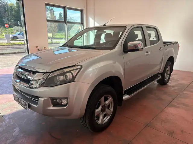 Isuzu D-Max D-Max 2.5 td crew Quasar 4x4
